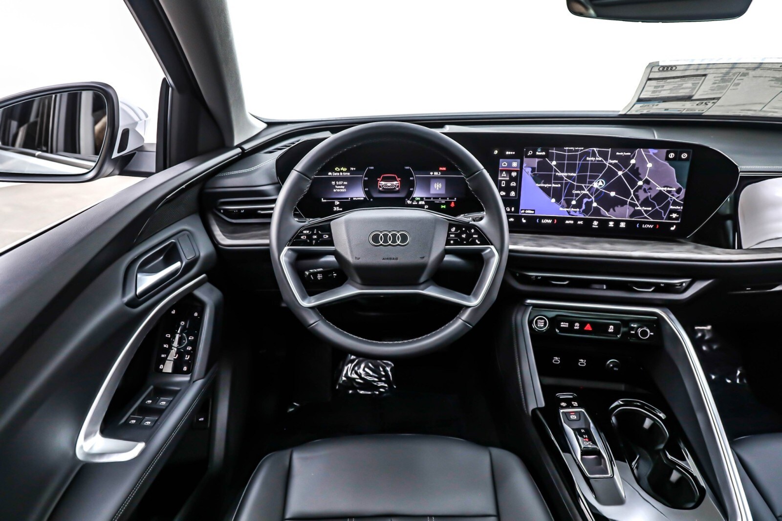 2025 Audi Q5 Premium TFSI photo 4
