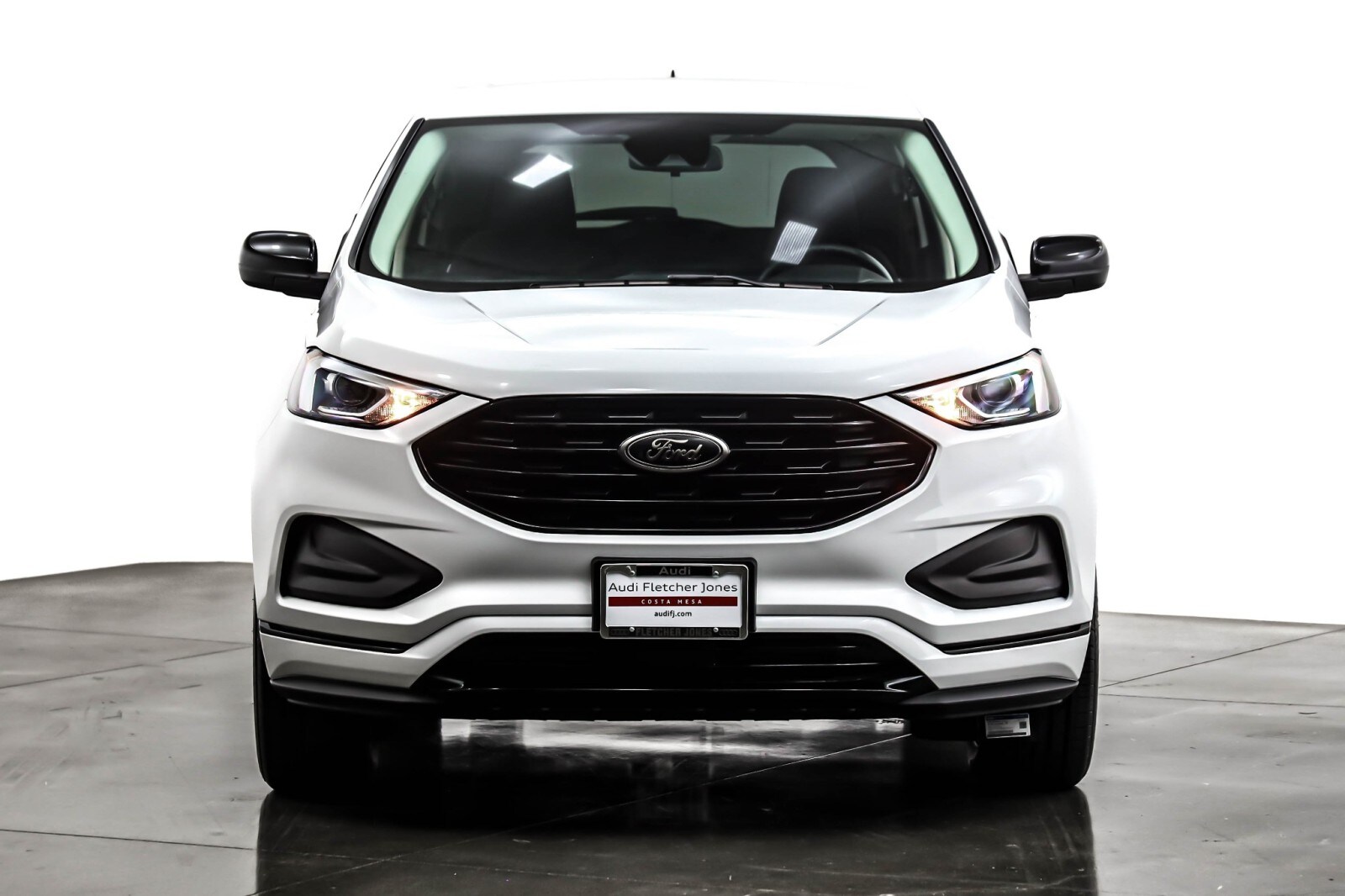 2024 Ford Edge SE photo 2