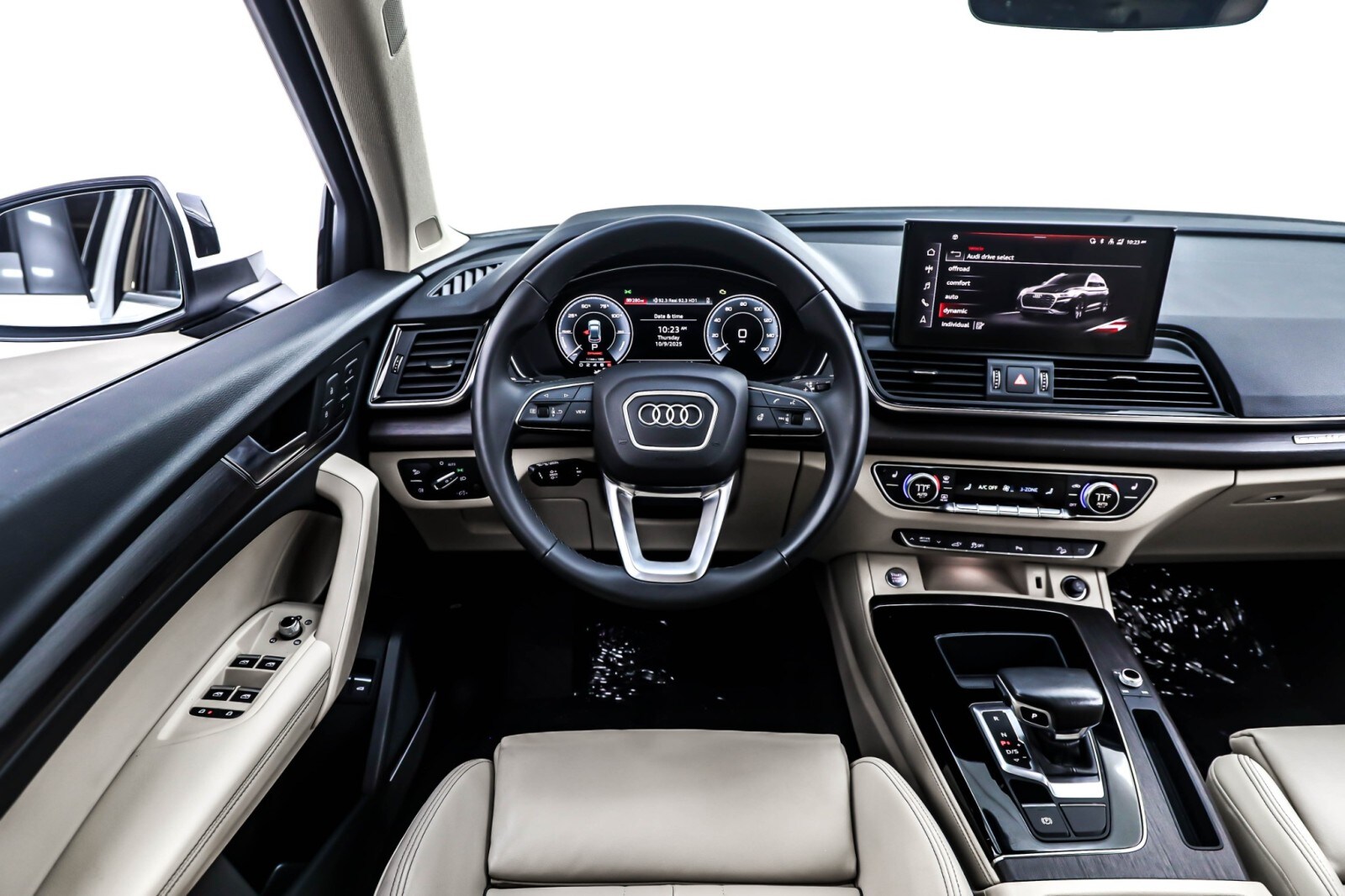2022 Audi Q5 S line Premium Plus 55 TFSI photo 4