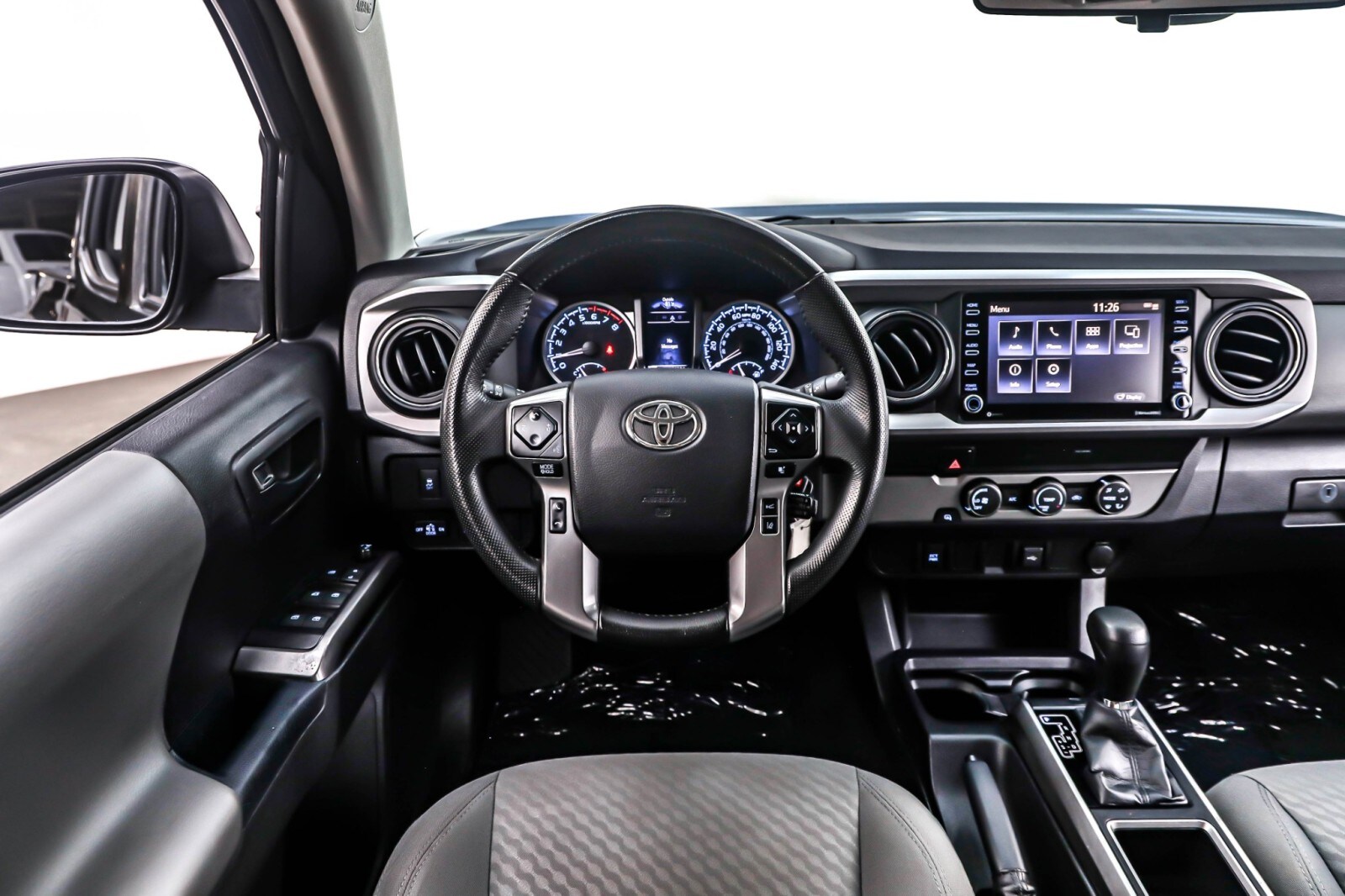 2021 Toyota Tacoma SR5 photo 4