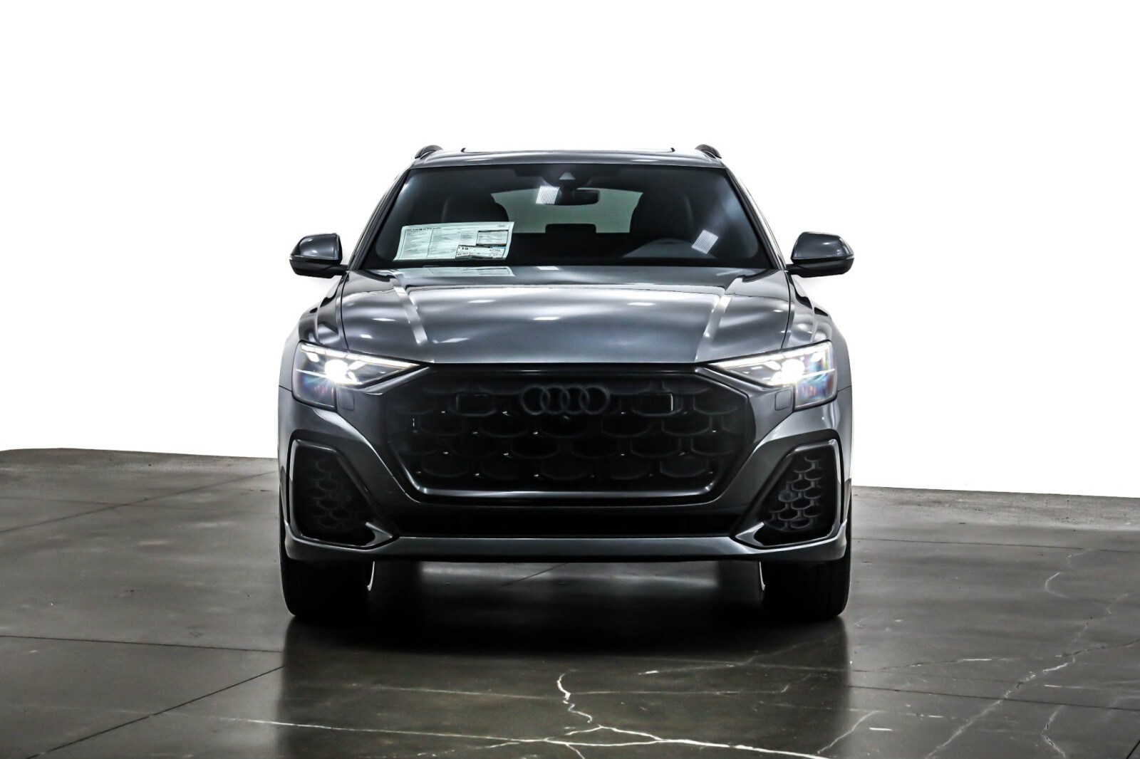 2025 Audi Q8 line Premium Plus photo 2
