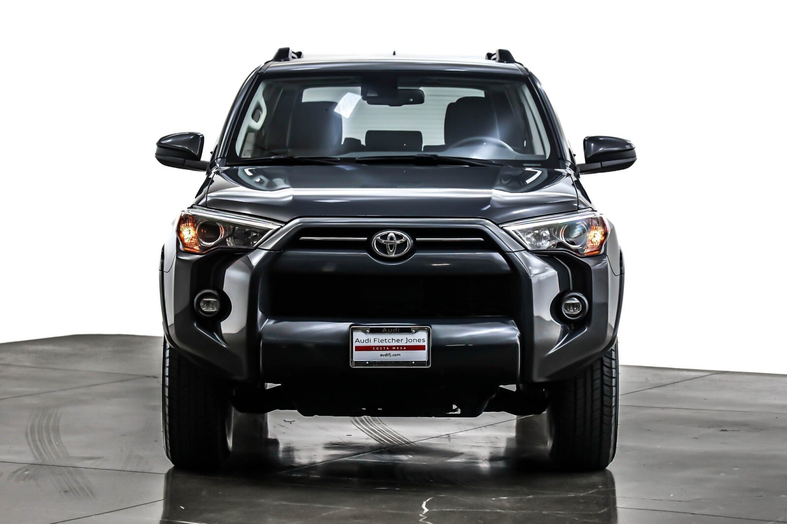 2024 Toyota 4Runner SR5 4WD photo 2