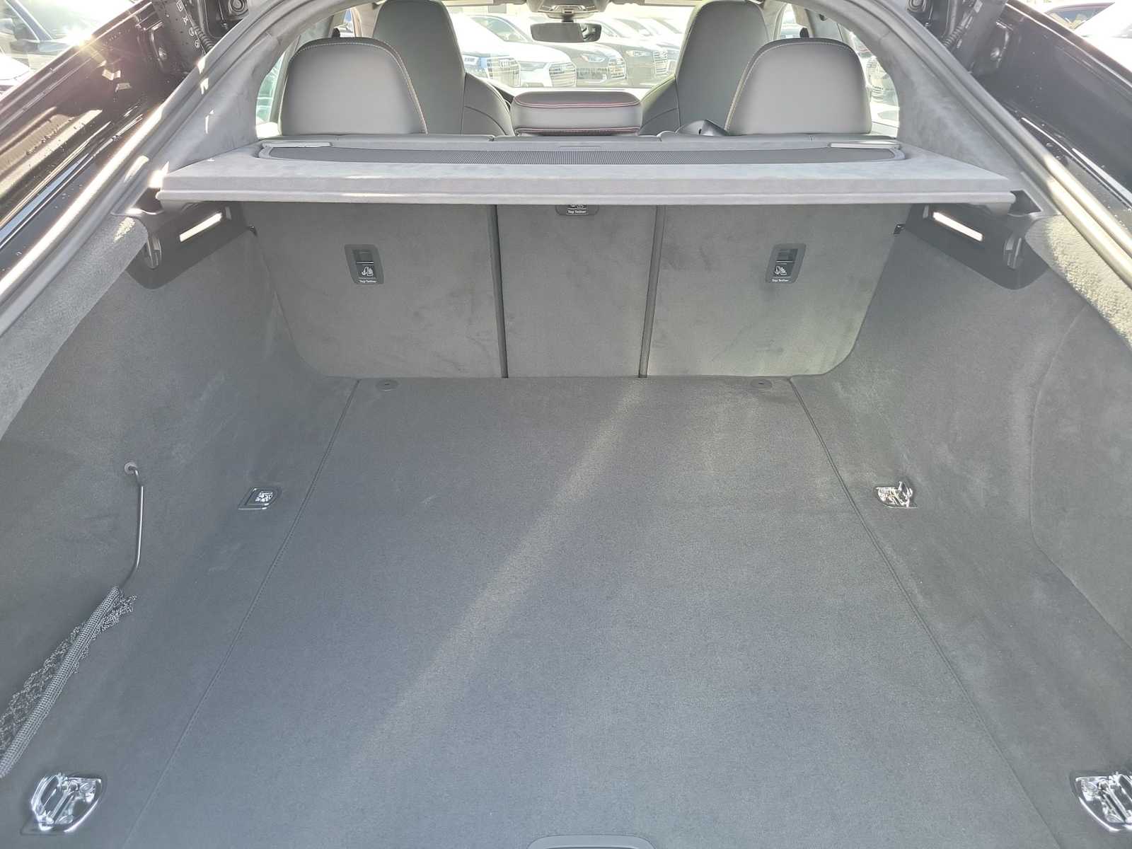 Thumbnail: 2026 Audi RS 7 - 26