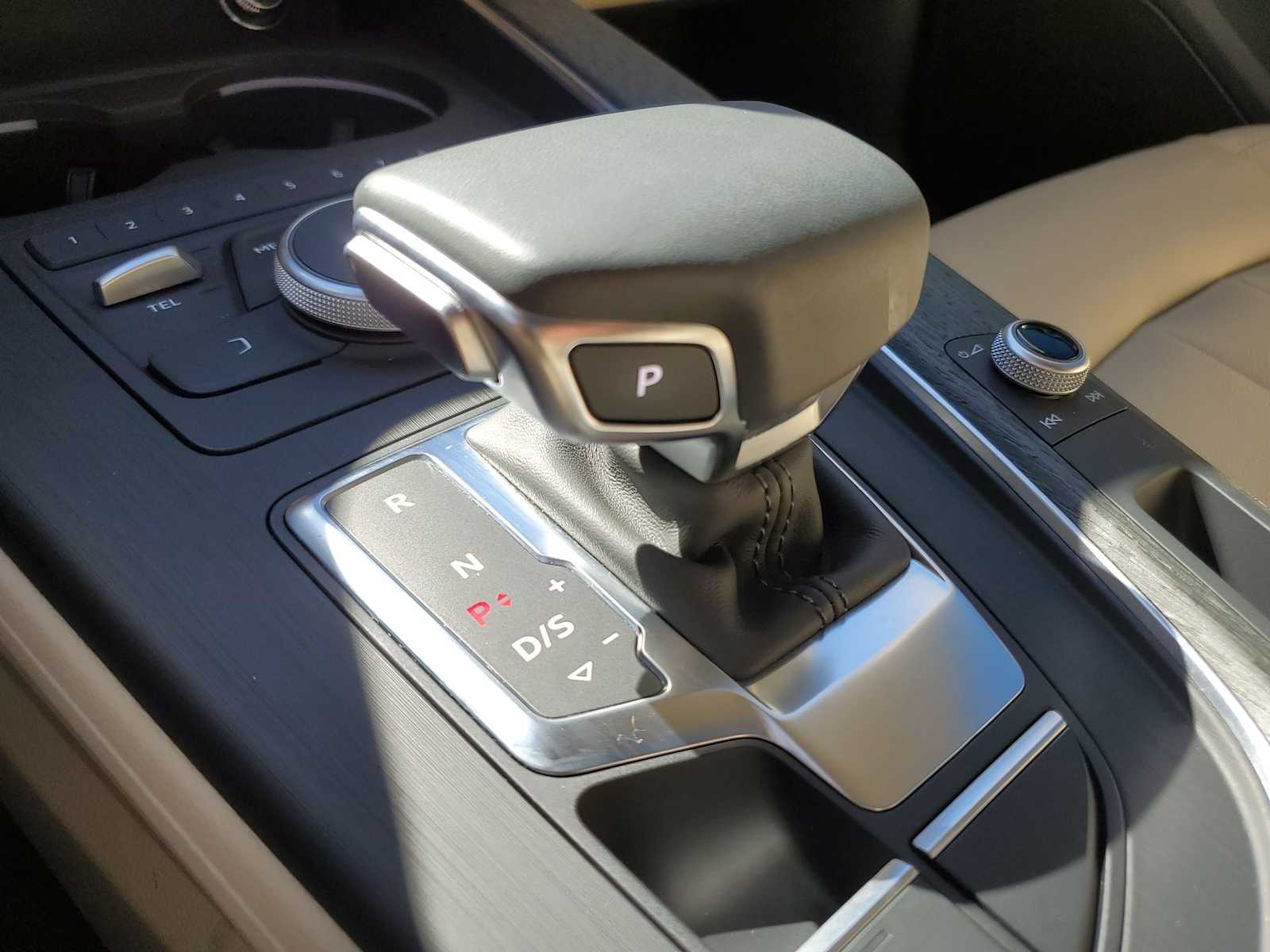 Thumbnail: 2019 Audi A4 - 24