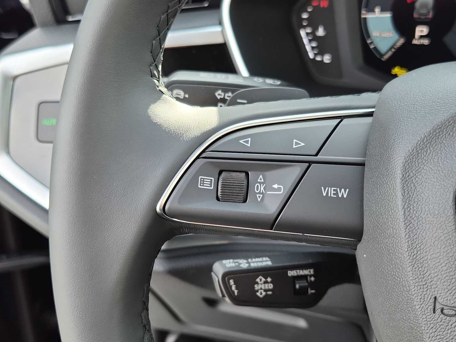 Thumbnail: 2025 Audi Q3 - 21