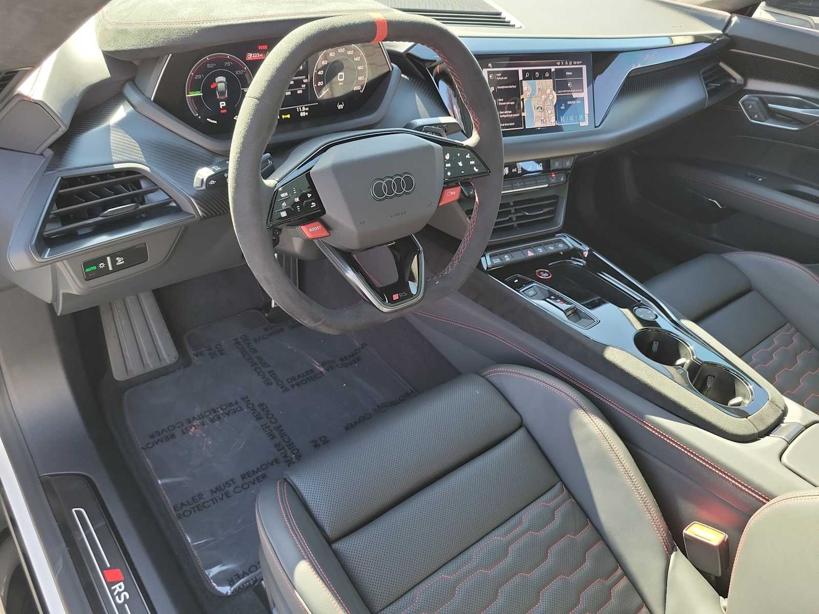 Thumbnail: 2026 Audi RS e-tron GT - 2