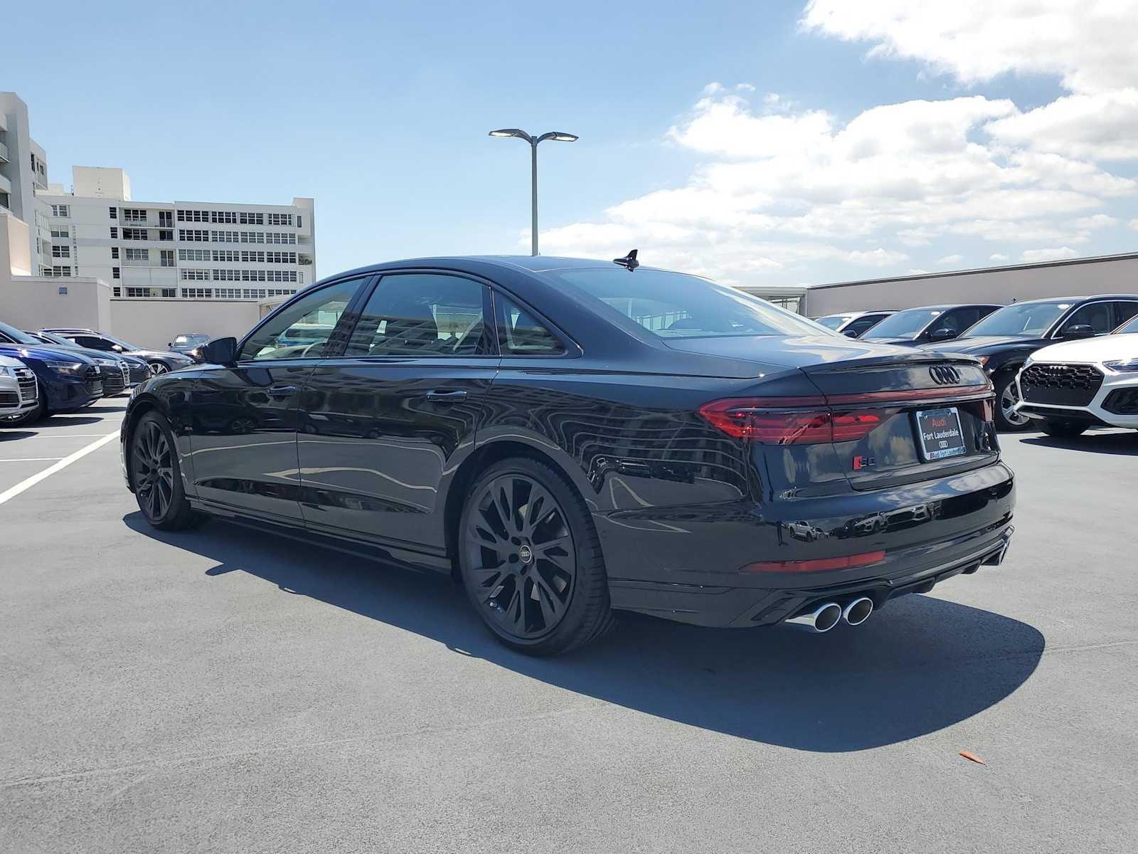 Thumbnail: 2025 Audi S8 - 4