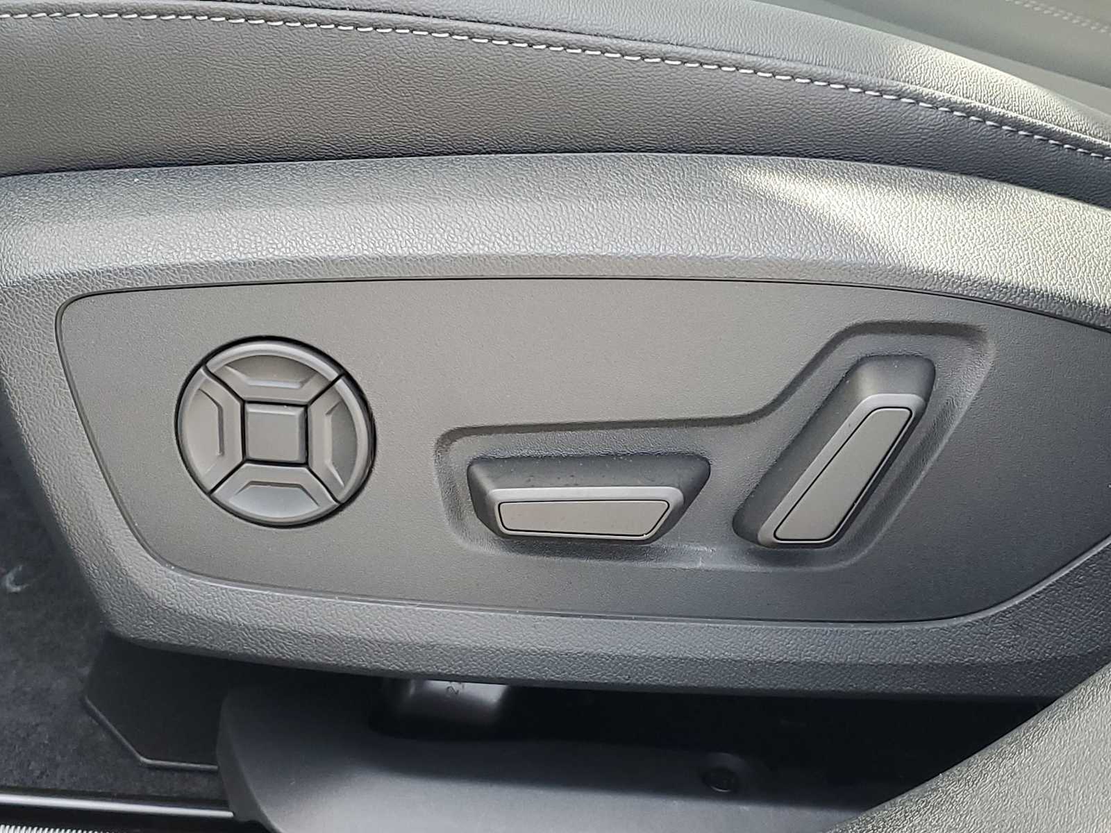 Thumbnail: 2025 Audi A5 - 16