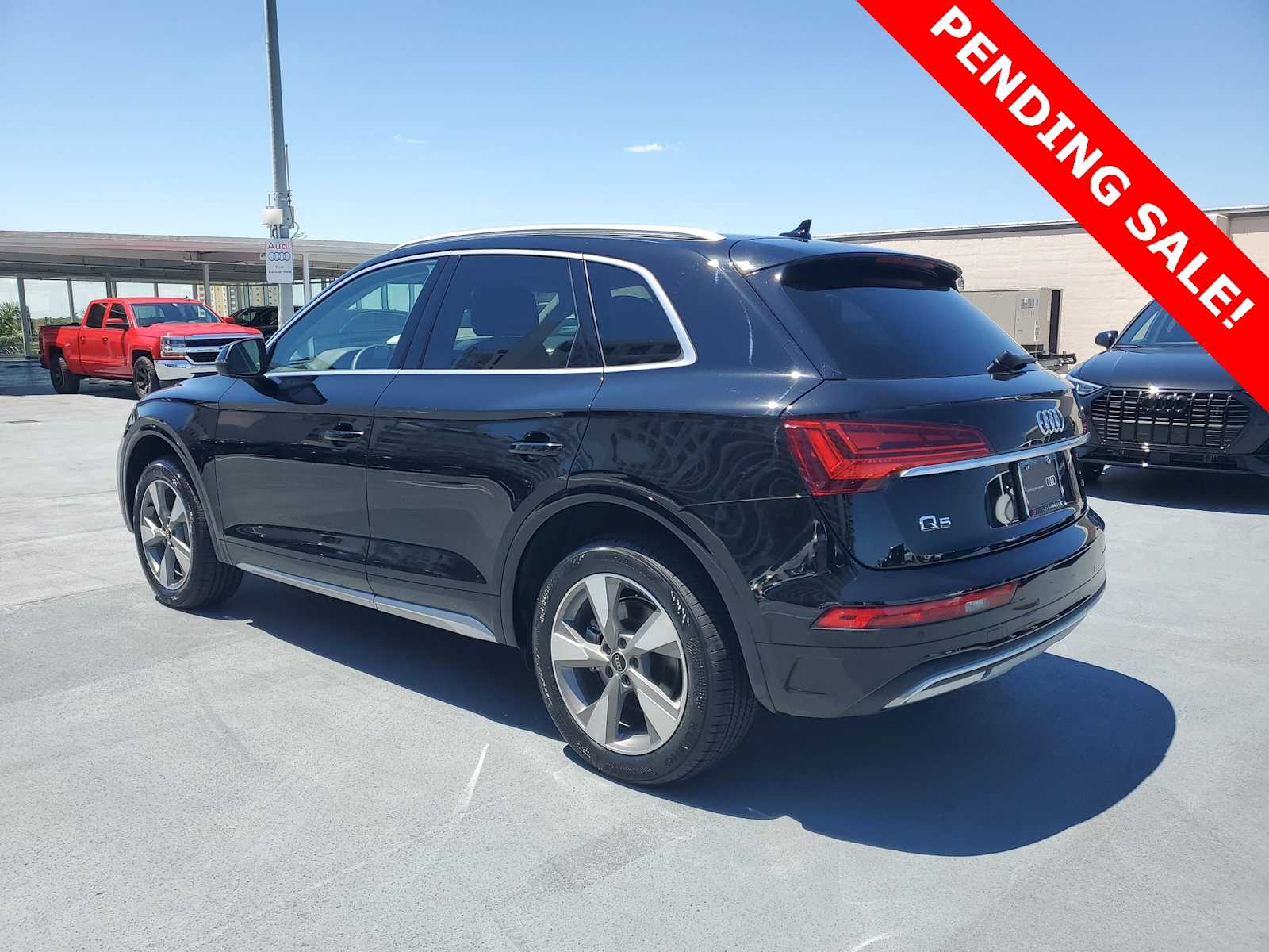 Thumbnail: 2023 Audi Q5 - 4