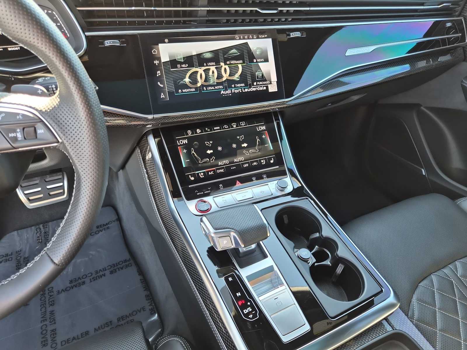 Thumbnail: 2023 Audi SQ8 - 23