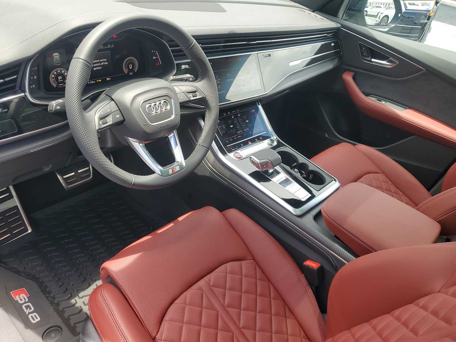 Thumbnail: 2025 Audi SQ8 - 2