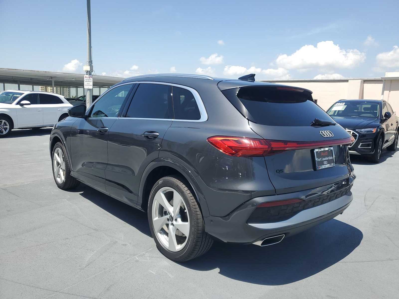 2025 Audi Q5 2.0T Prestige photo 4