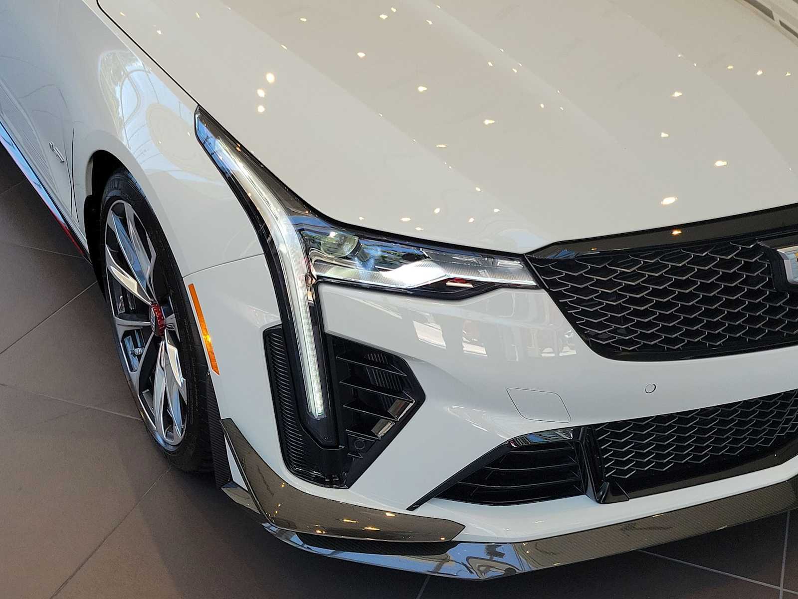 Thumbnail: 2023 Cadillac CT4 - 10
