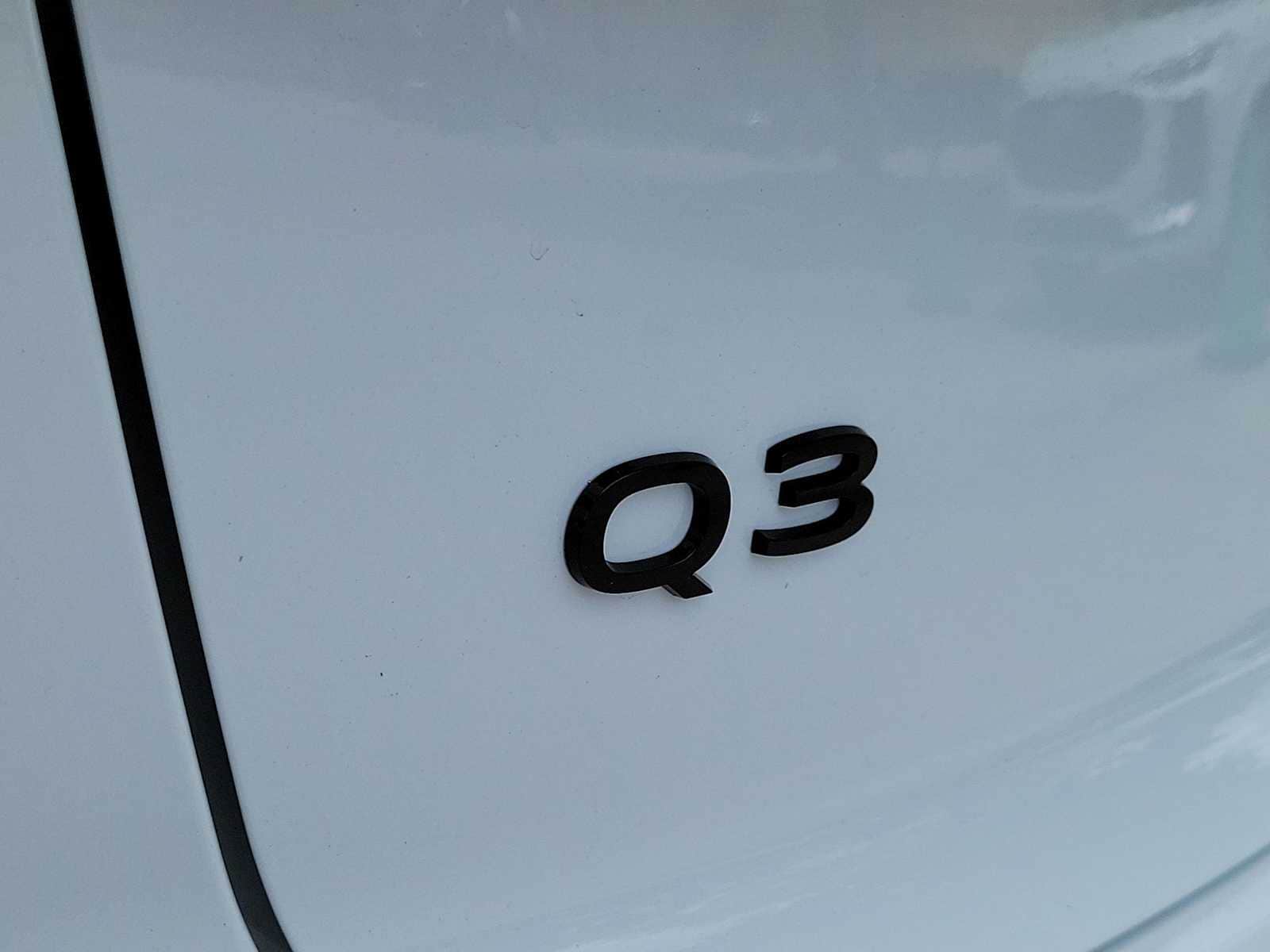 Thumbnail: 2026 Audi Q3 - 15
