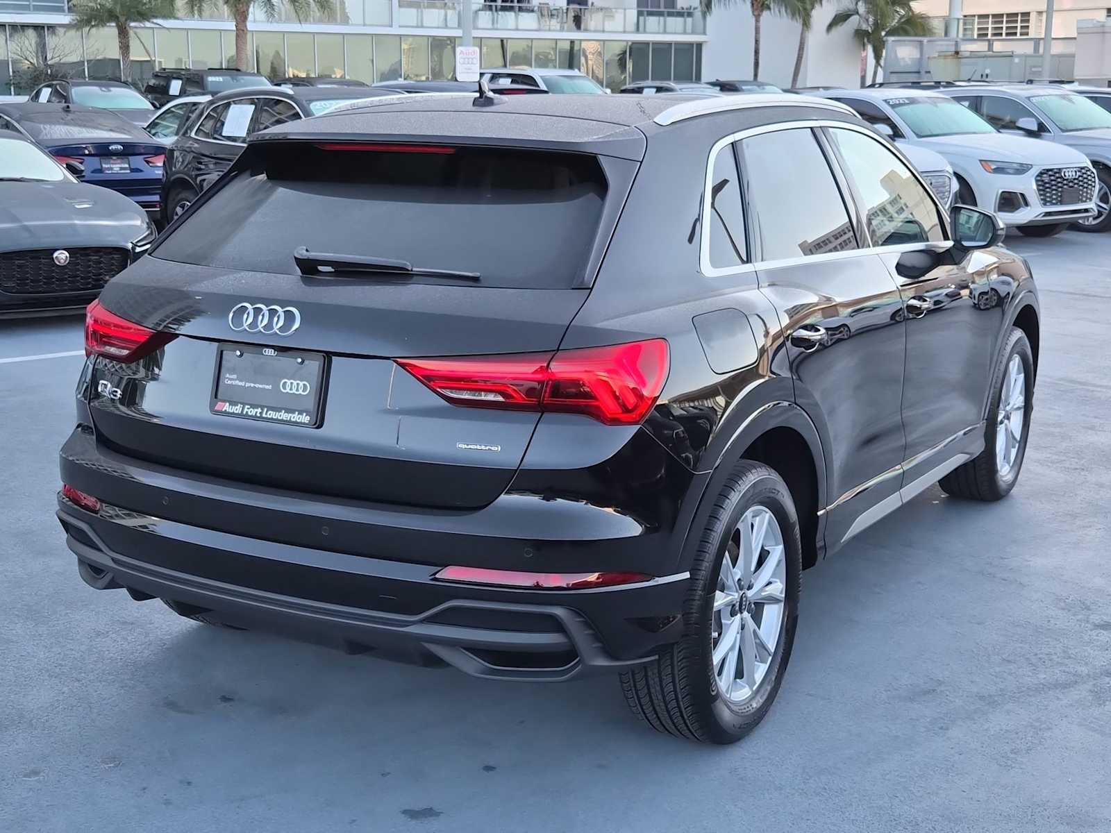 Thumbnail: 2025 Audi Q3 - 6