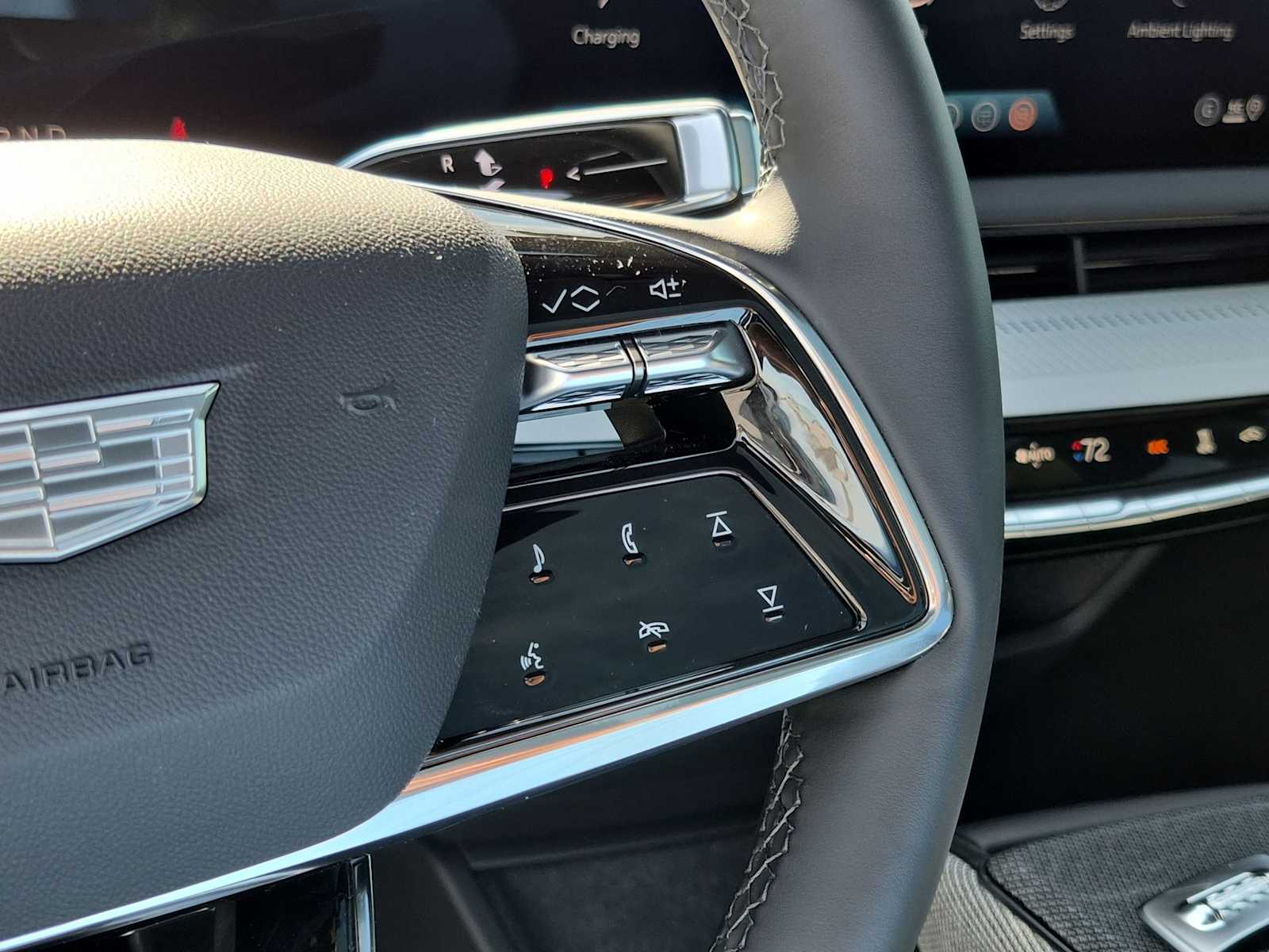 Thumbnail: 2025 Cadillac Optiq - 22