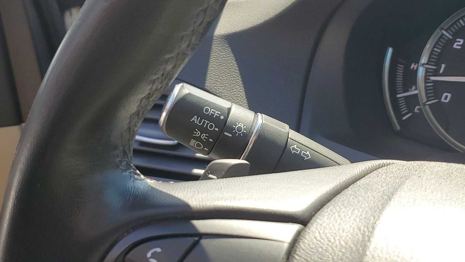 Thumbnail: 2015 Acura MDX - 27