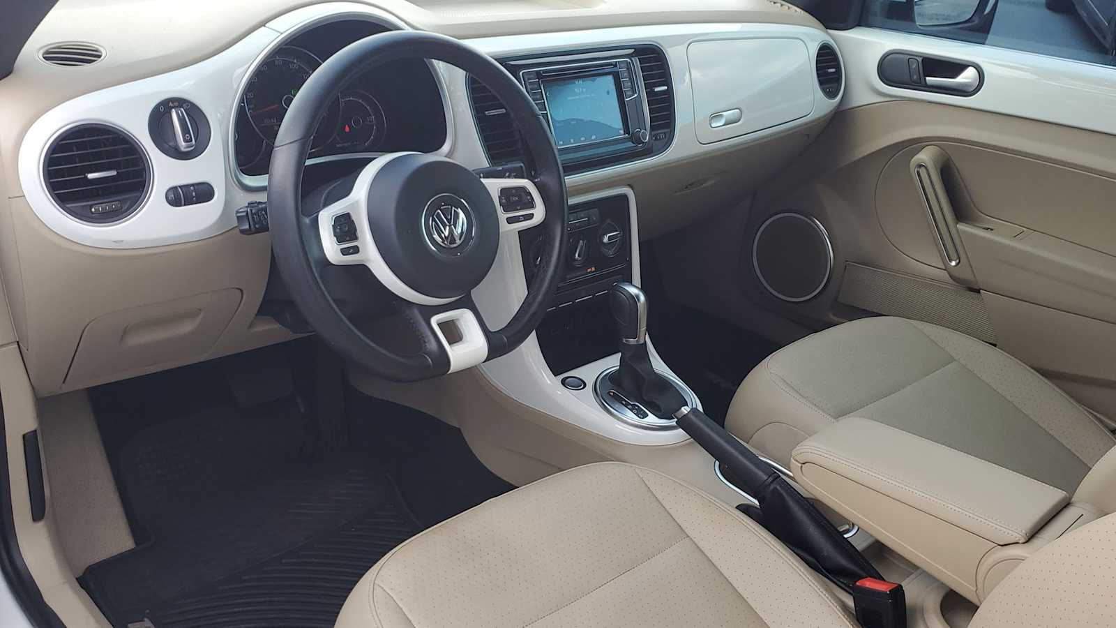 Thumbnail: 2018 Volkswagen Beetle - 2