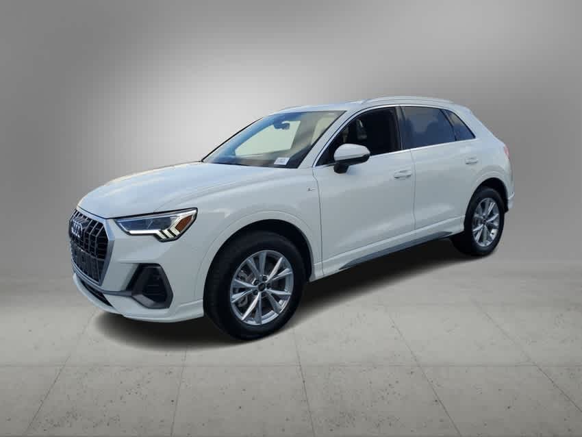 Thumbnail: 2023 Audi Q3 - 1