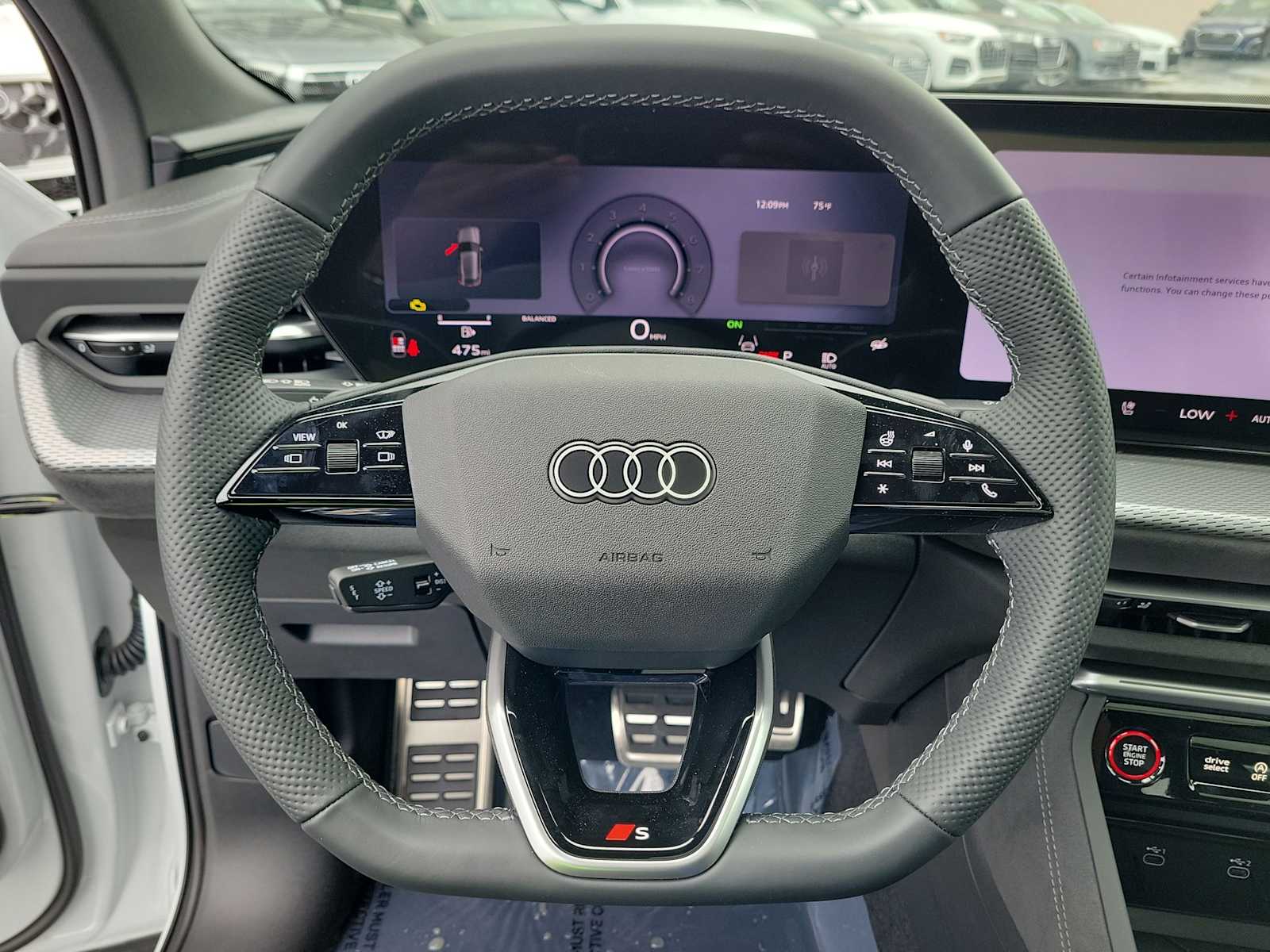 Thumbnail: 2026 Audi SQ5 - 20
