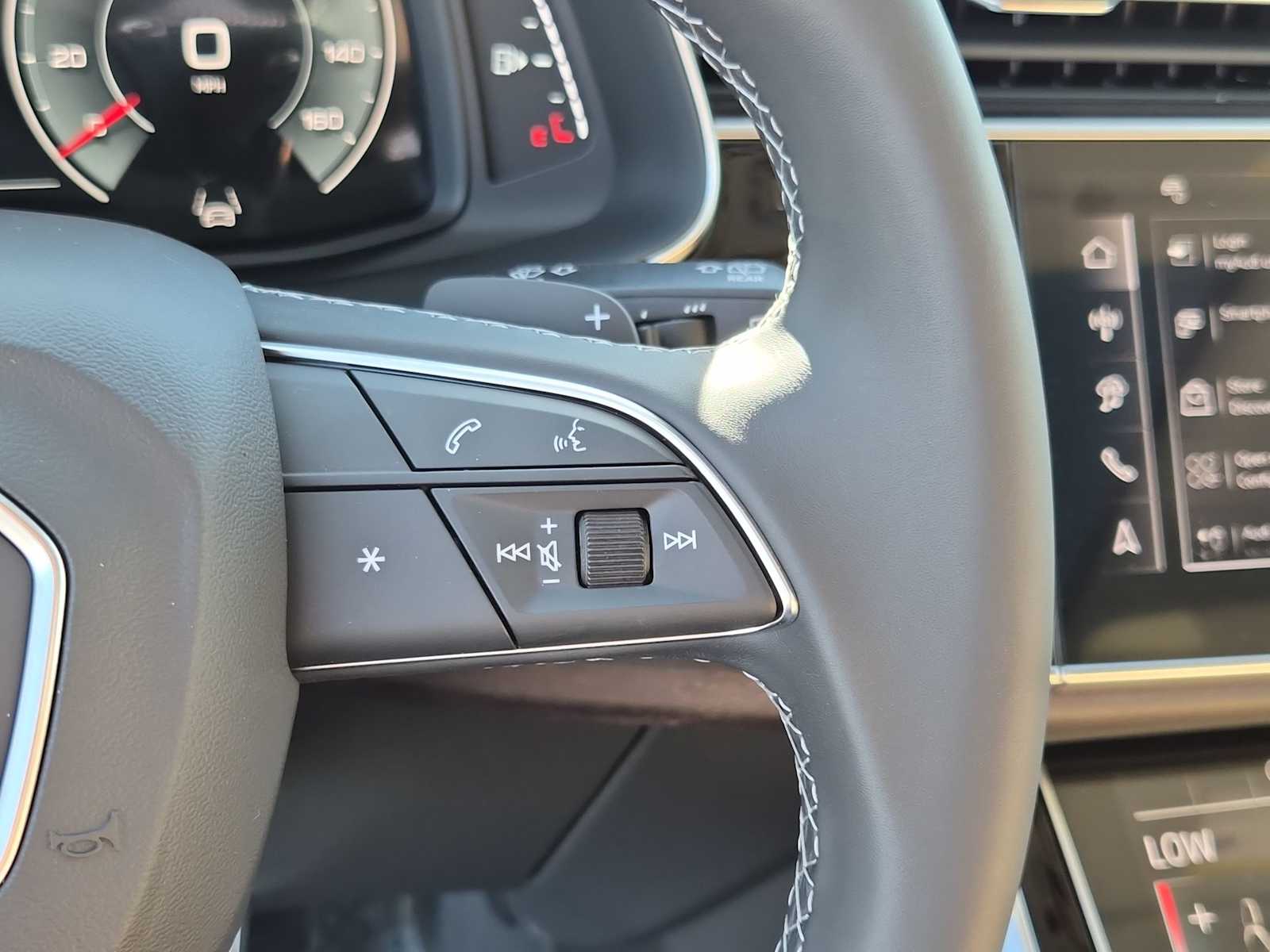 Thumbnail: 2026 Audi Q7 - 22