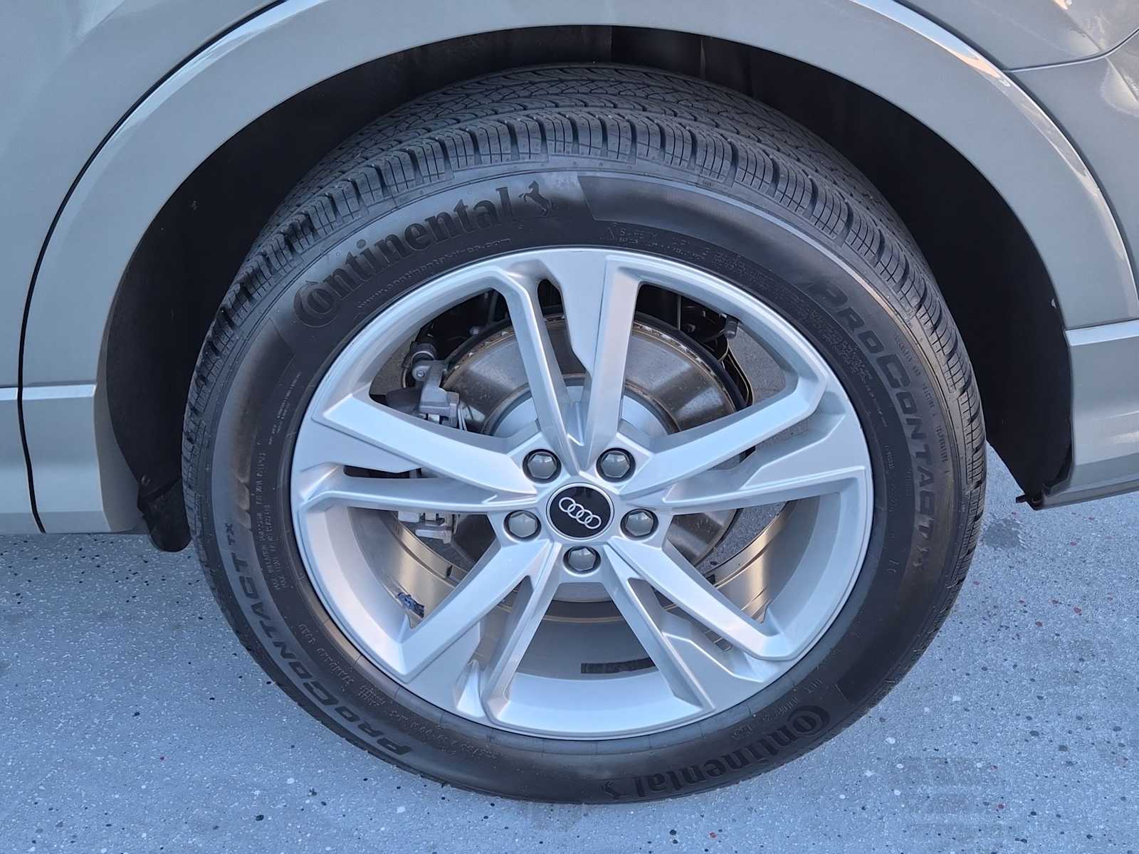 Thumbnail: 2023 Audi Q3 - 12