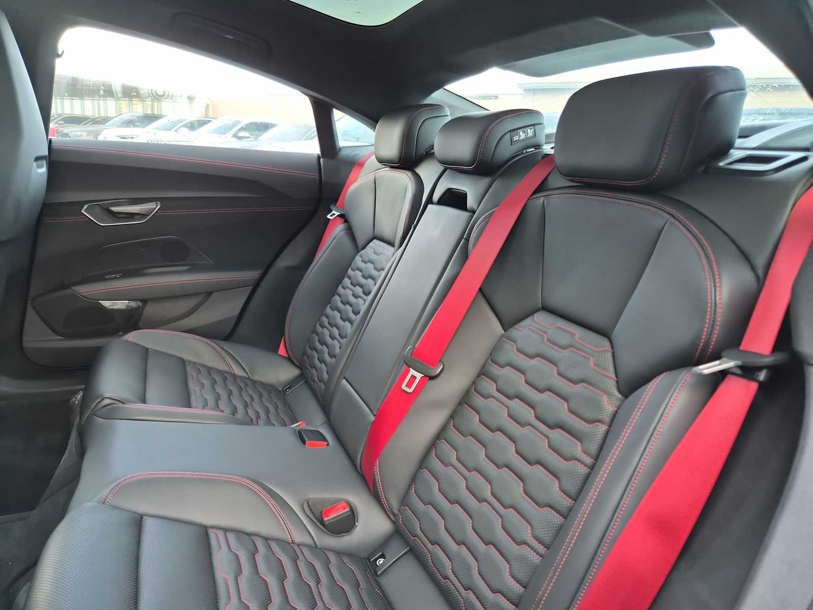 Thumbnail: 2026 Audi RS e-tron GT - 18