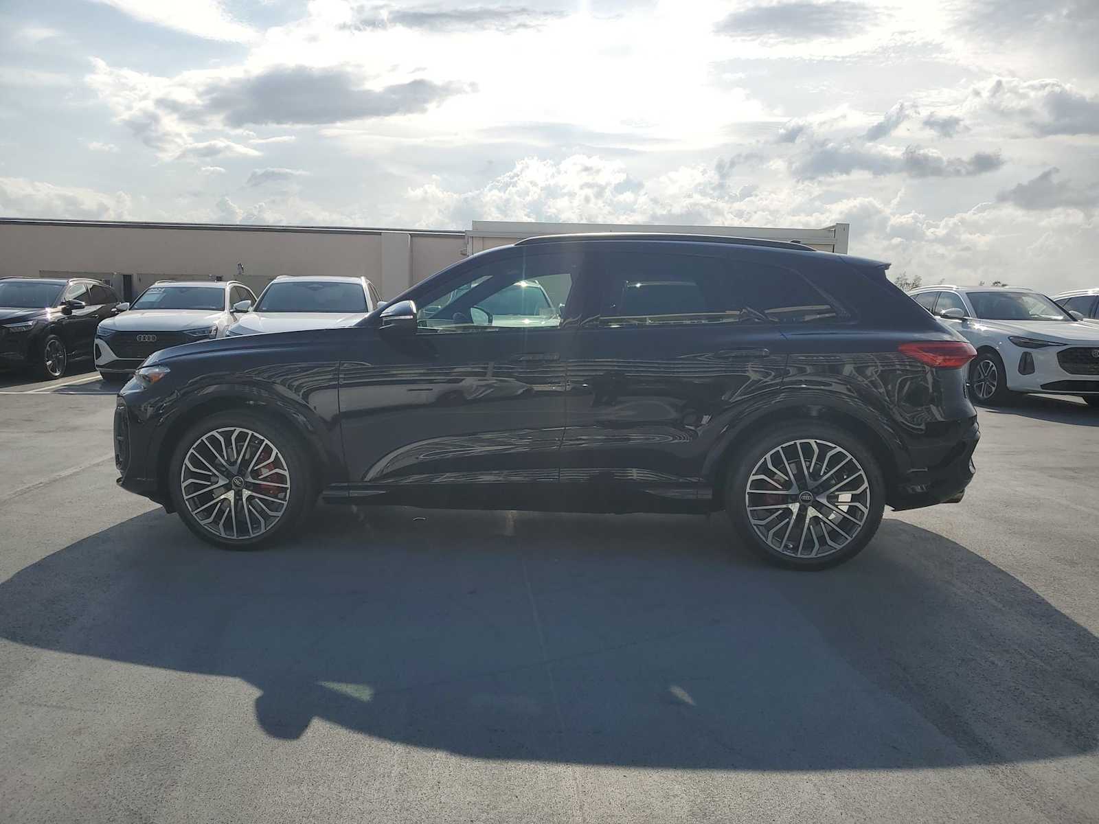 2025 Audi SQ5 Premium Plus 3