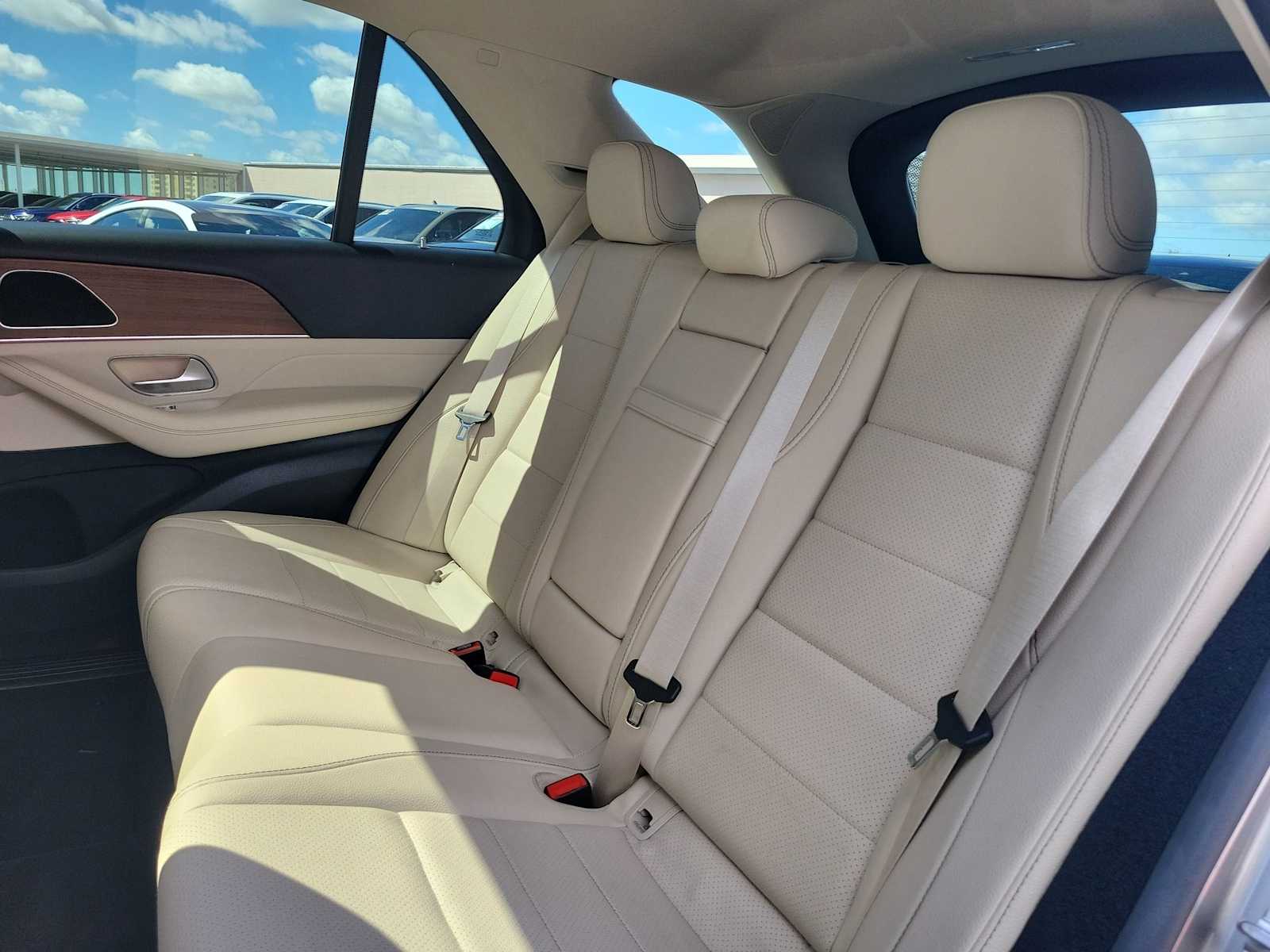 Thumbnail: 2022 Mercedes-Benz GLE - 18