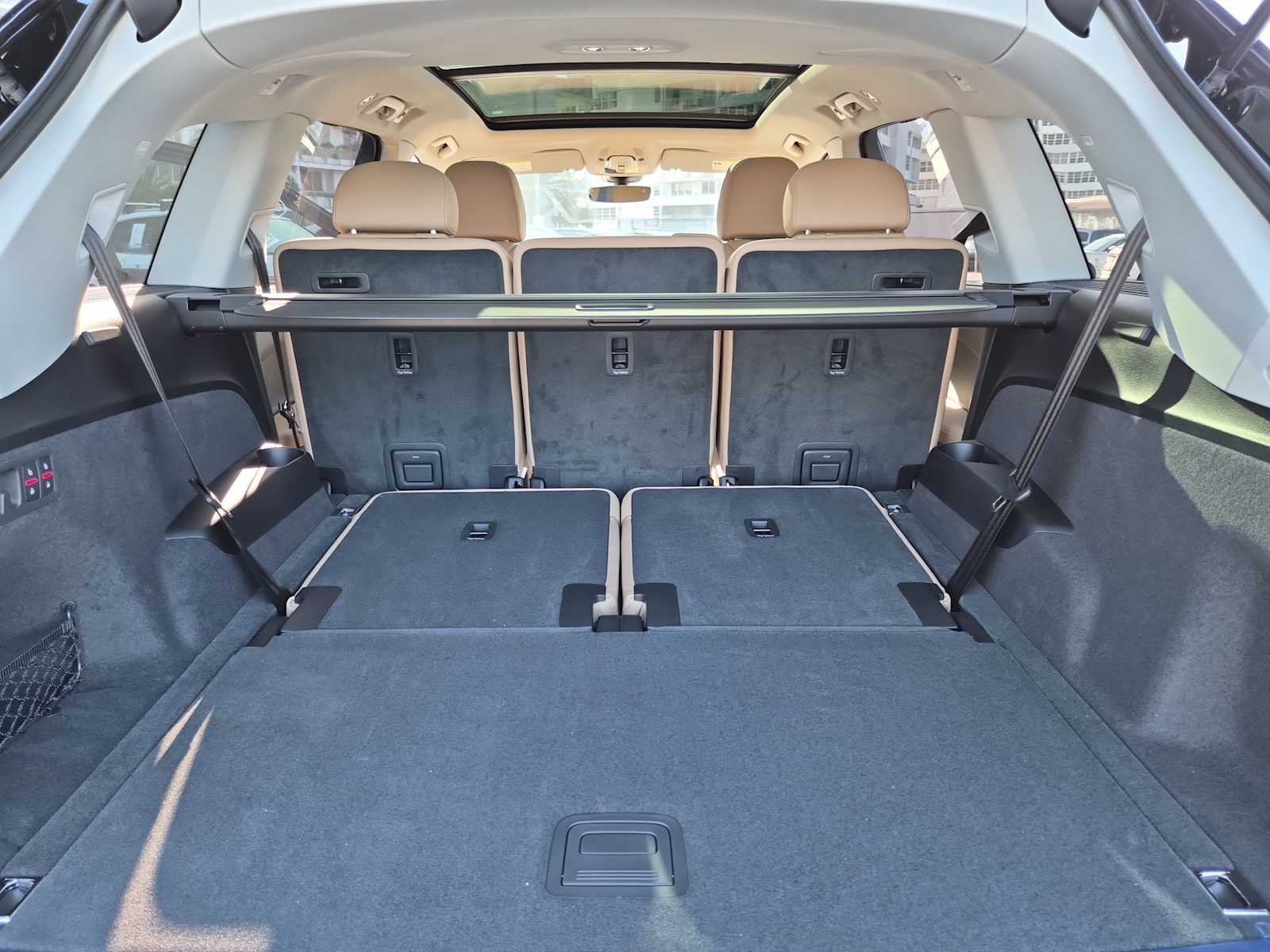 Thumbnail: 2026 Audi Q7 - 27