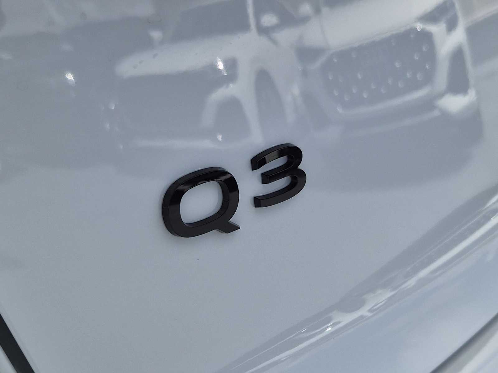 Thumbnail: 2026 Audi Q3 - 10