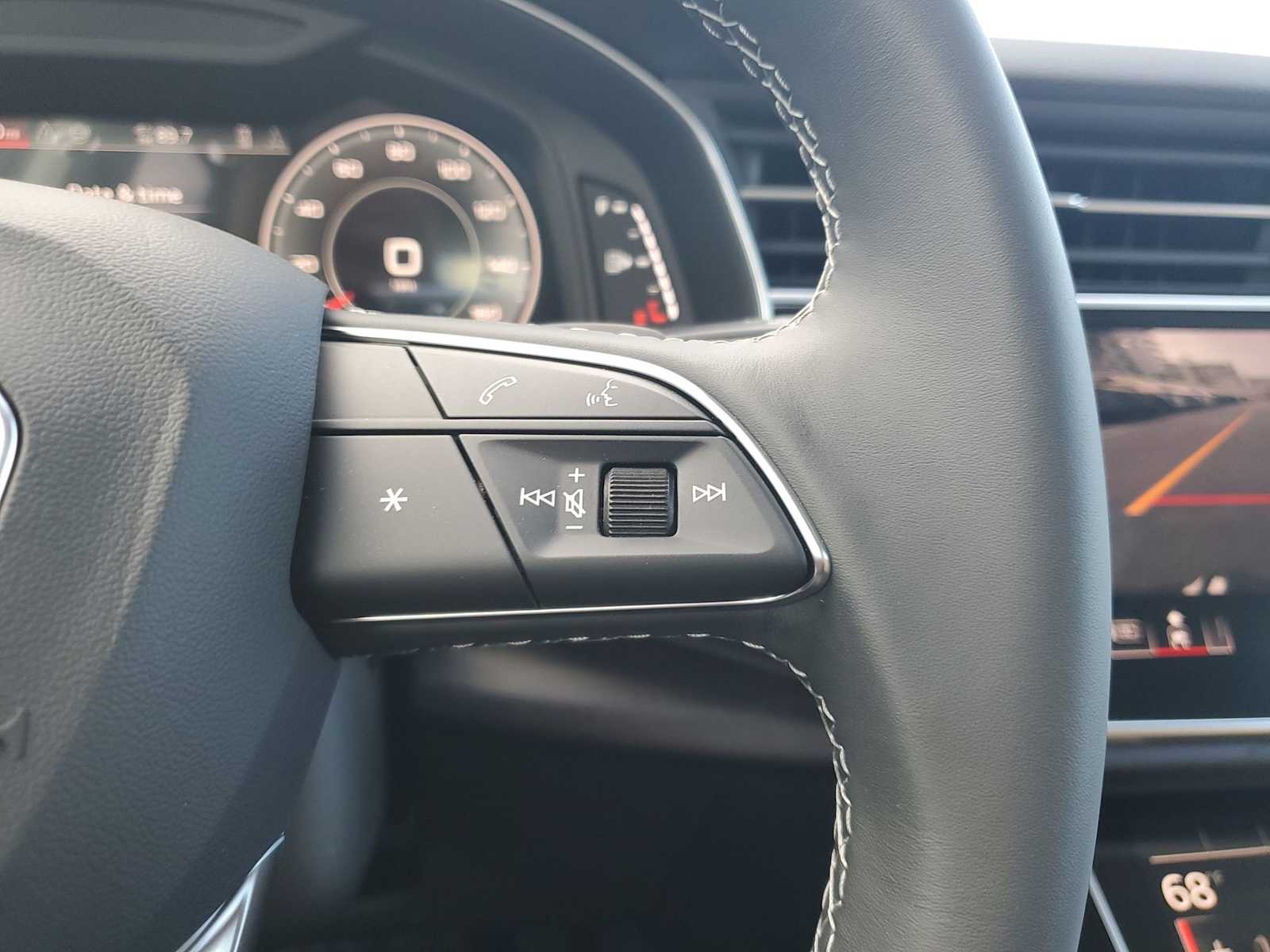 Thumbnail: 2025 Audi Q7 - 18