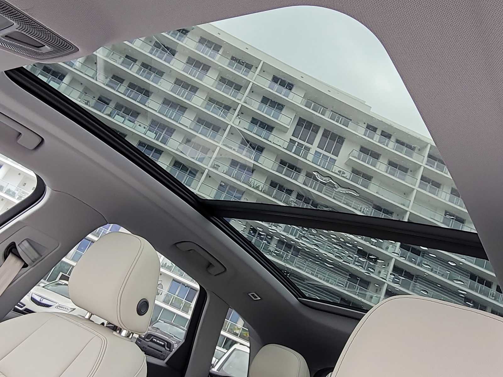 Thumbnail: 2025 Audi Q5 - 18