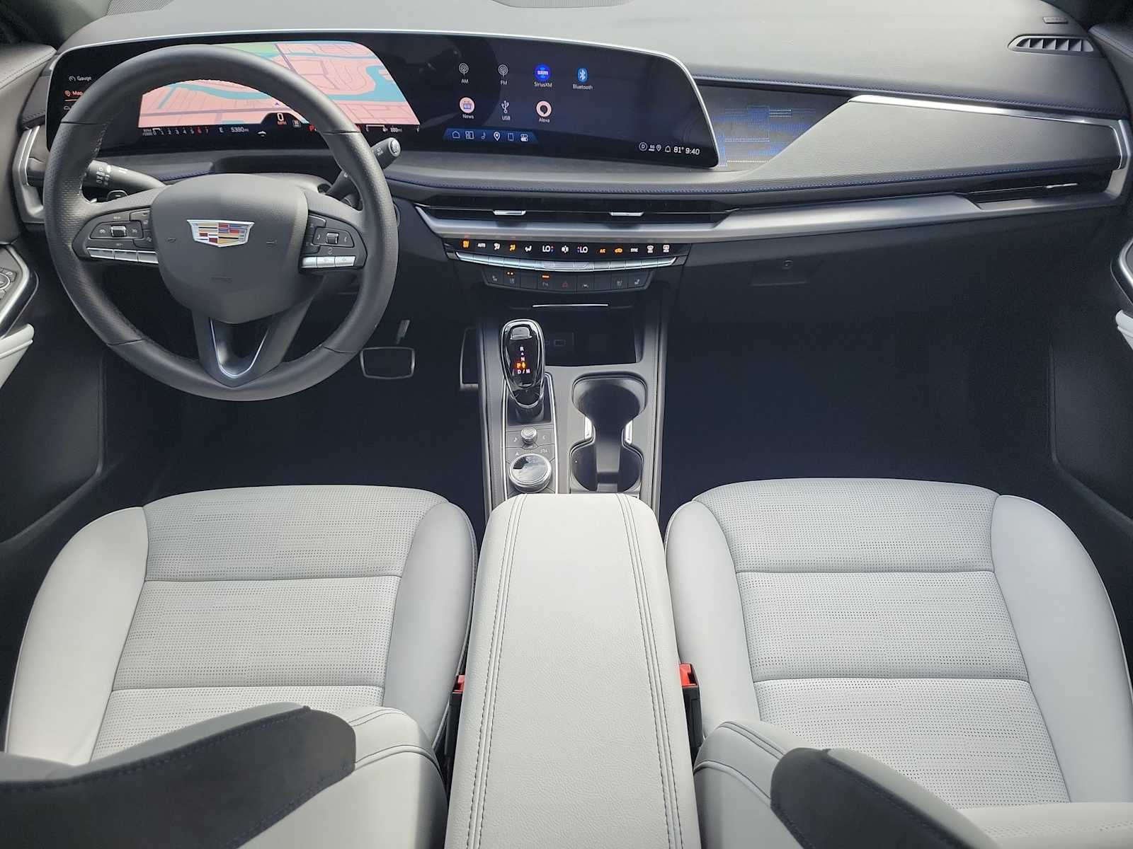 Thumbnail: 2024 Cadillac XT4 - 14