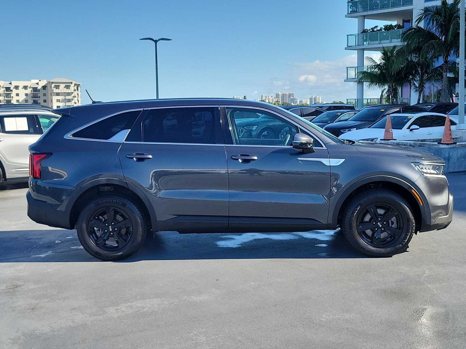 Thumbnail: 2021 Kia Sorento - 7