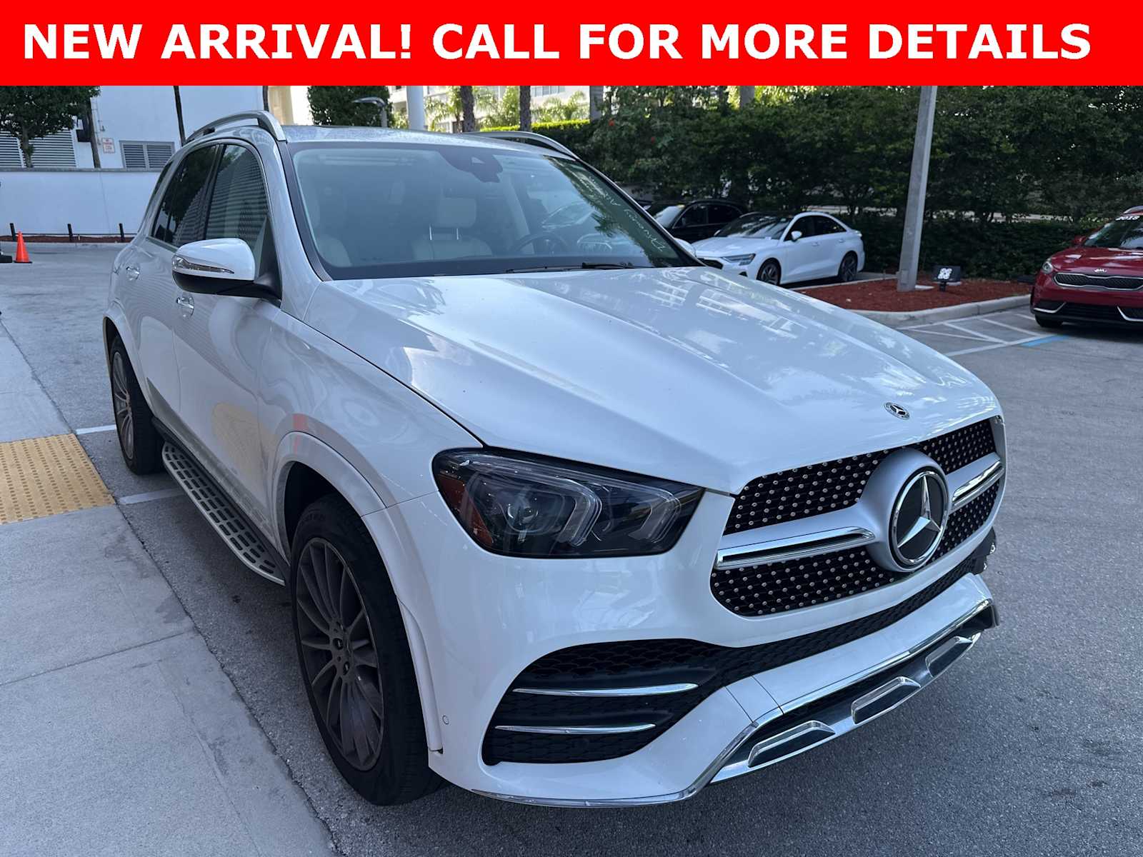Thumbnail: 2022 Mercedes-Benz GLE - 2