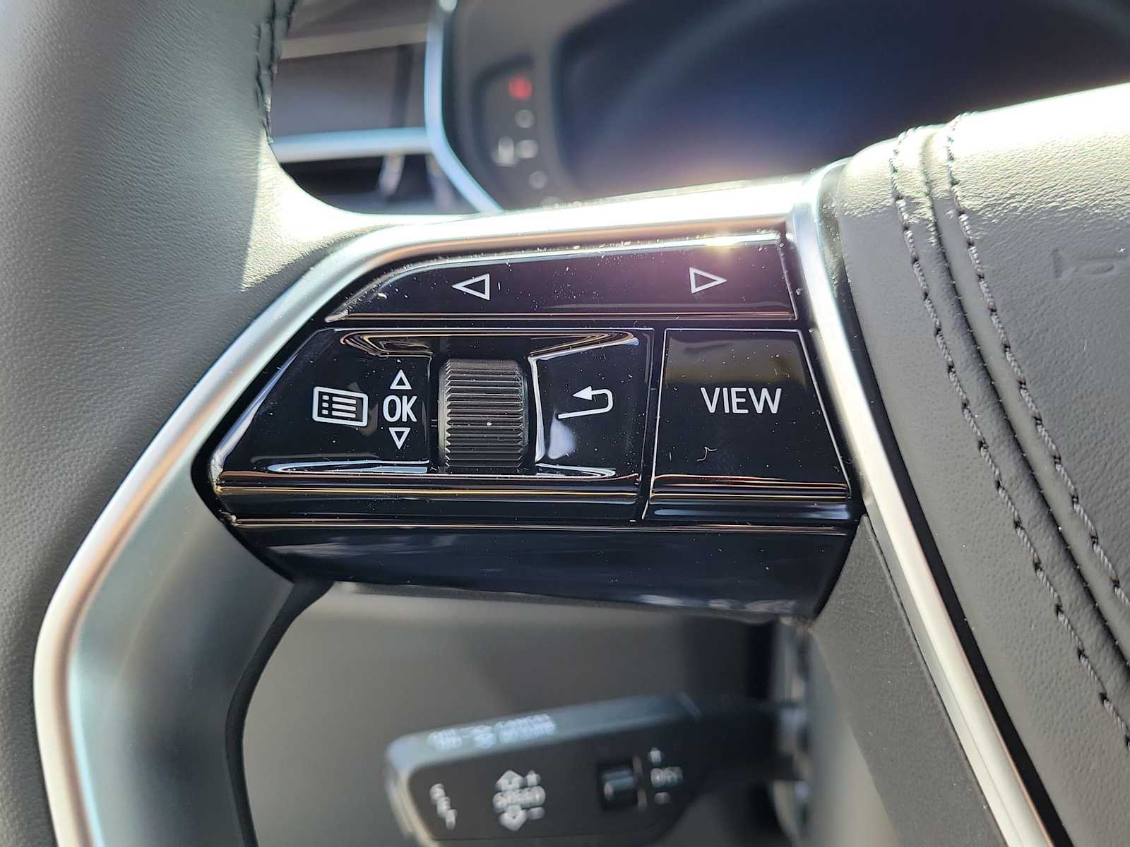 Thumbnail: 2026 Audi A8 - 21