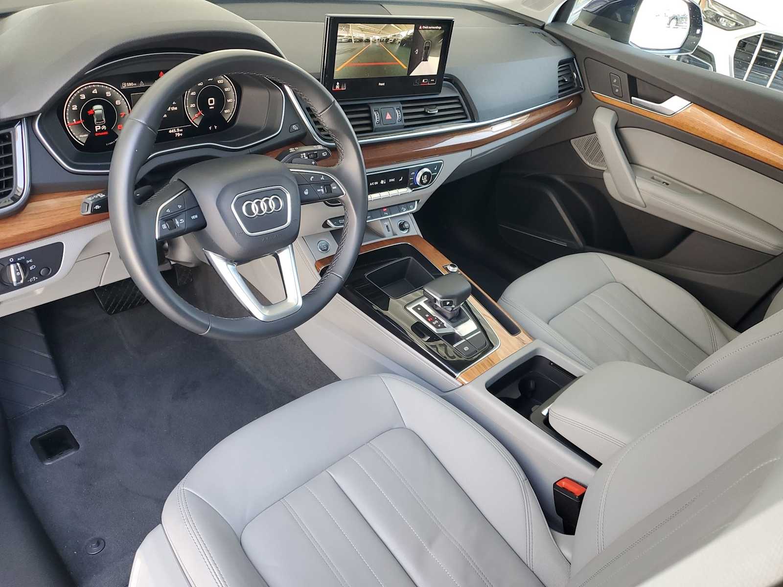 2022 Audi Q5 e Premium Plus 2
