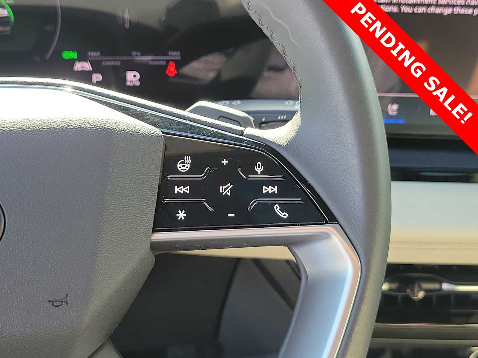 Thumbnail: 2025 Audi Q6 e-tron - 22