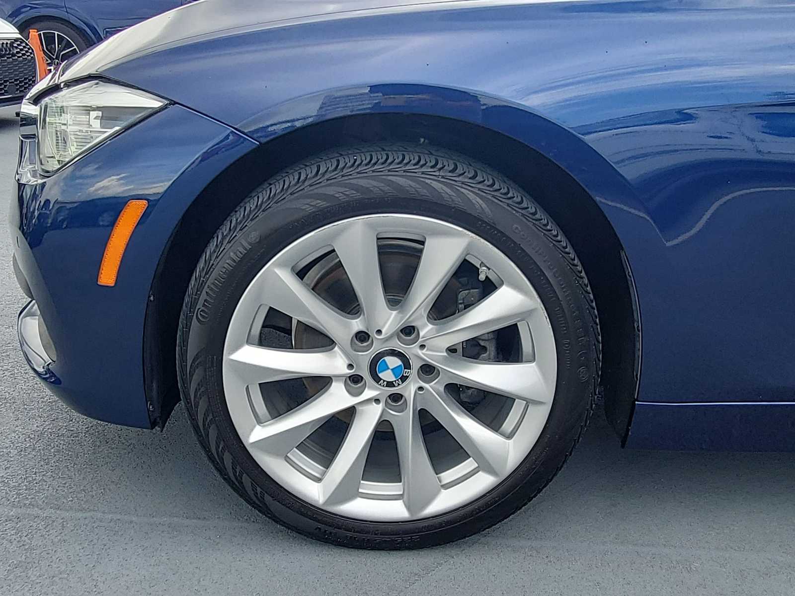 Thumbnail: 2018 BMW 3 Series - 11