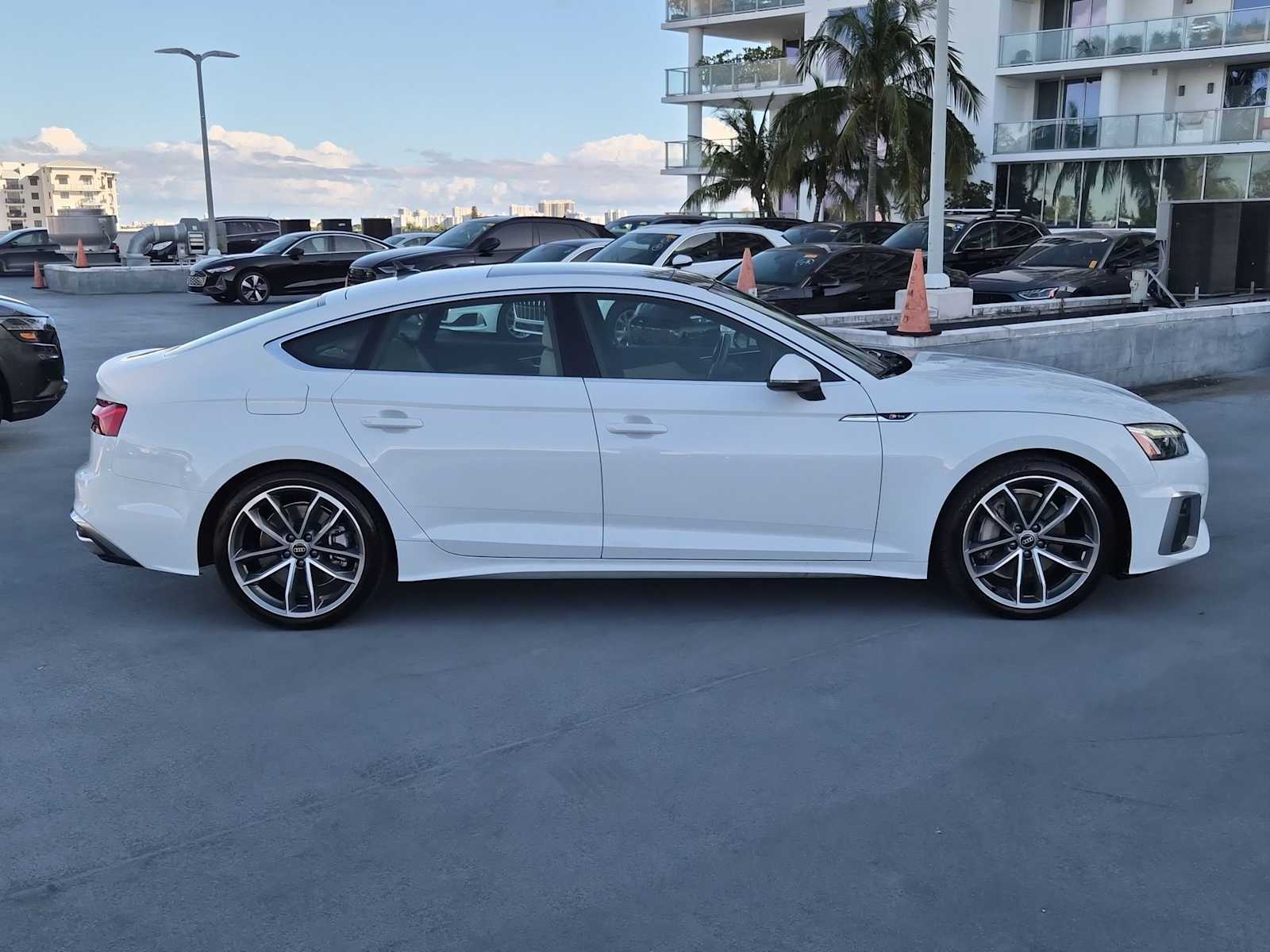 Thumbnail: 2022 Audi A5 - 7