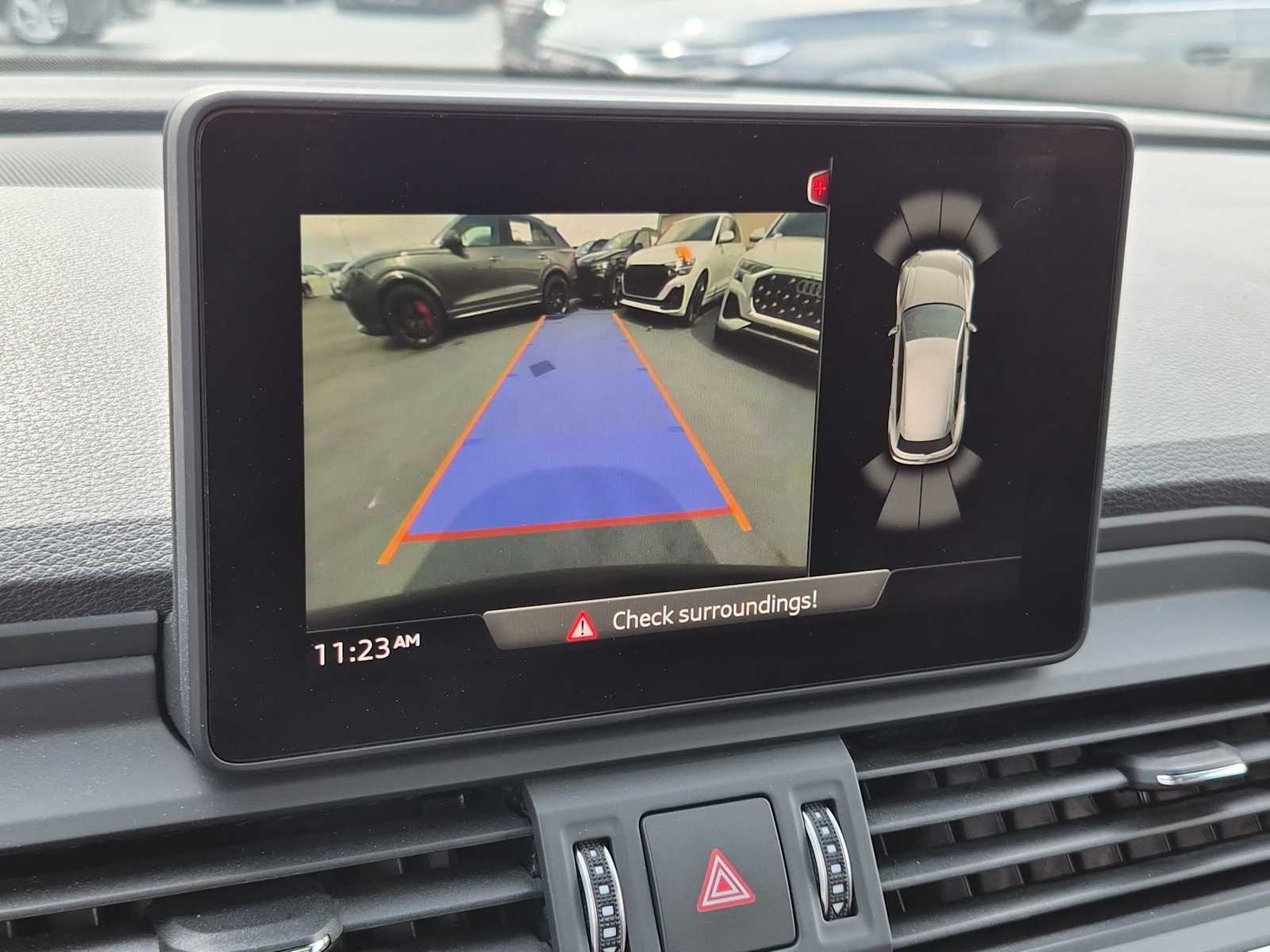 Thumbnail: 2020 Audi Q5 - 24