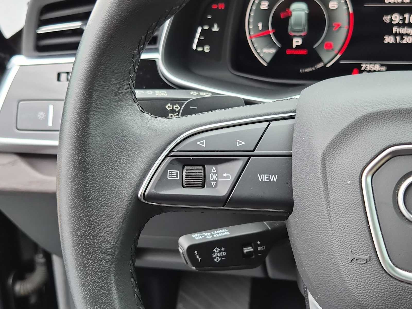 Thumbnail: 2023 Audi Q8 - 21