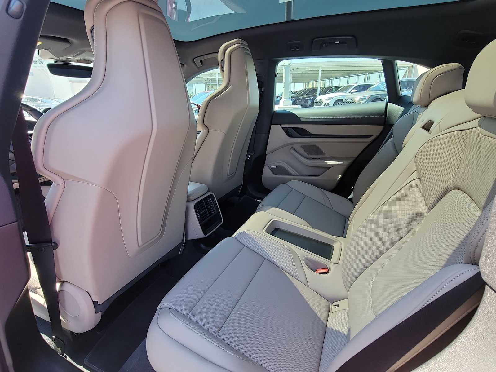 Thumbnail: 2021 Porsche Taycan - 16