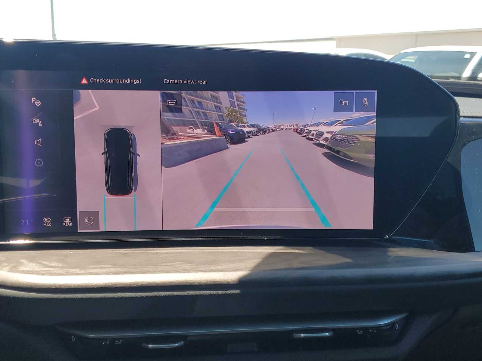 Thumbnail: 2025 Audi Q5 - 21