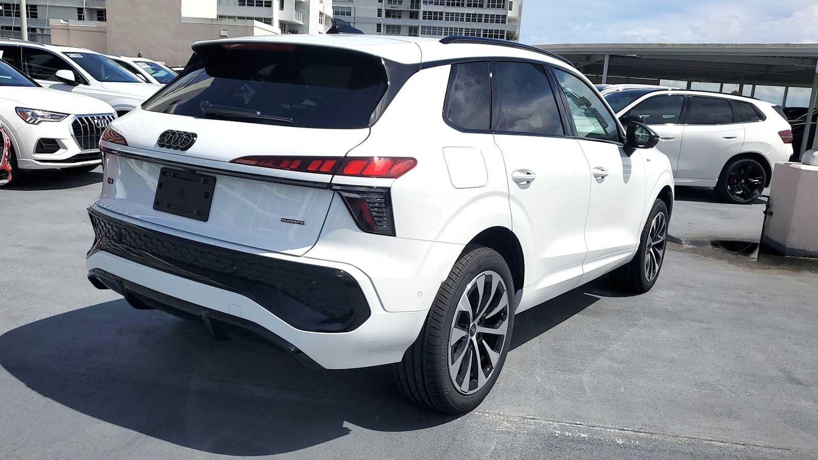 Thumbnail: 2026 Audi Q3 - 6
