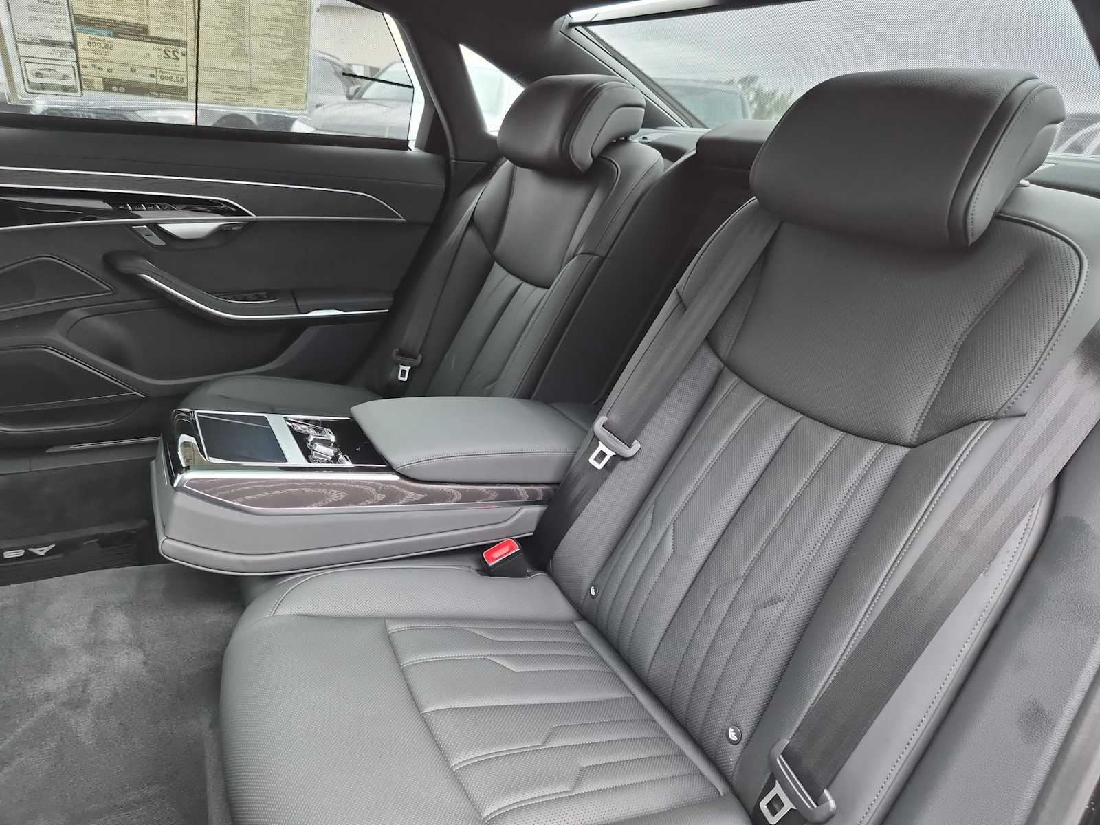 Thumbnail: 2025 Audi A8 - 19