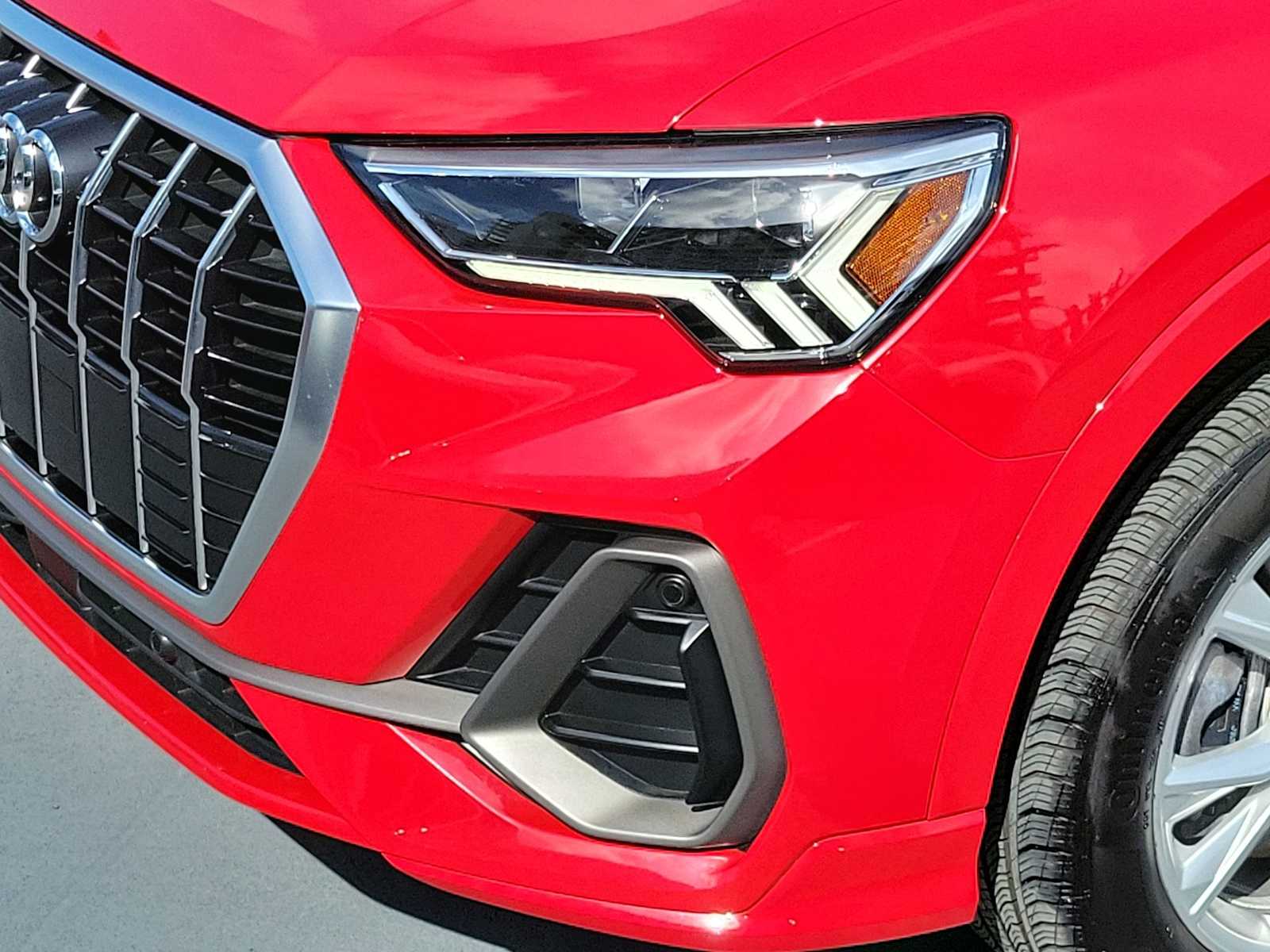Thumbnail: 2025 Audi Q3 - 10