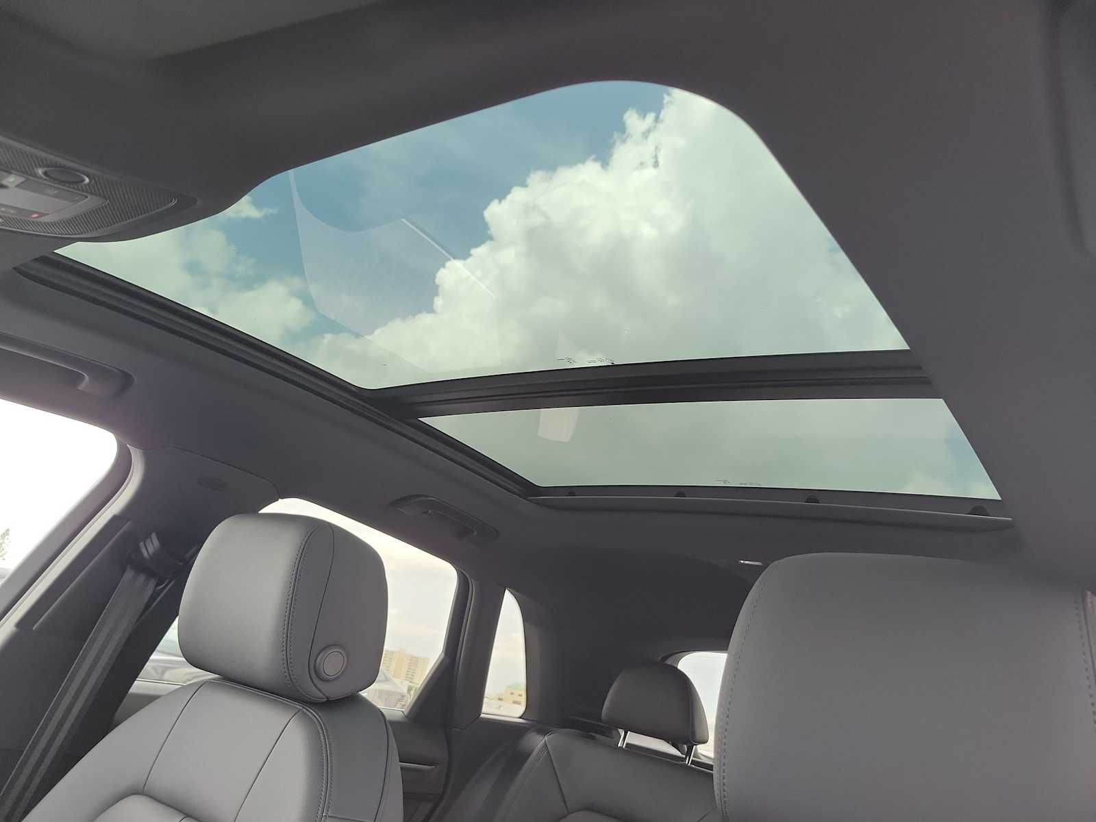 Thumbnail: 2025 Audi Q3 - 18