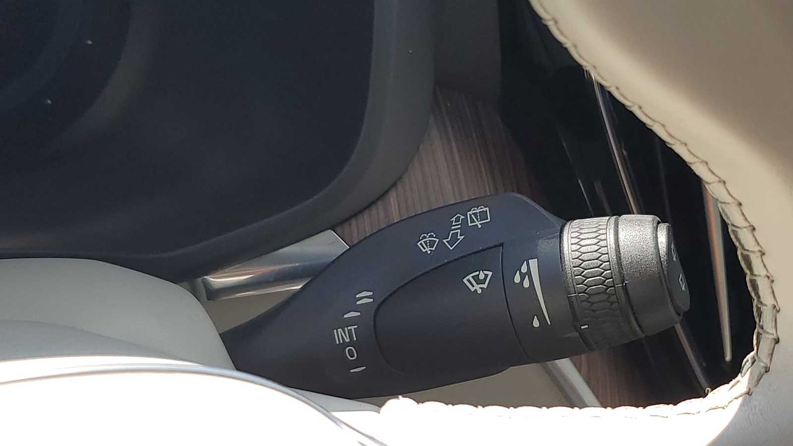 Thumbnail: 2022 Volvo XC60 - 26